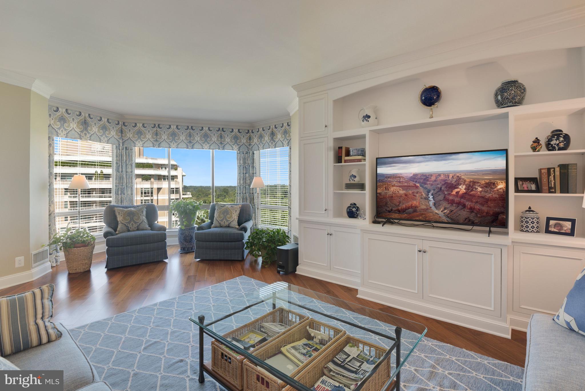 SOMERSET HOUSE - Residential