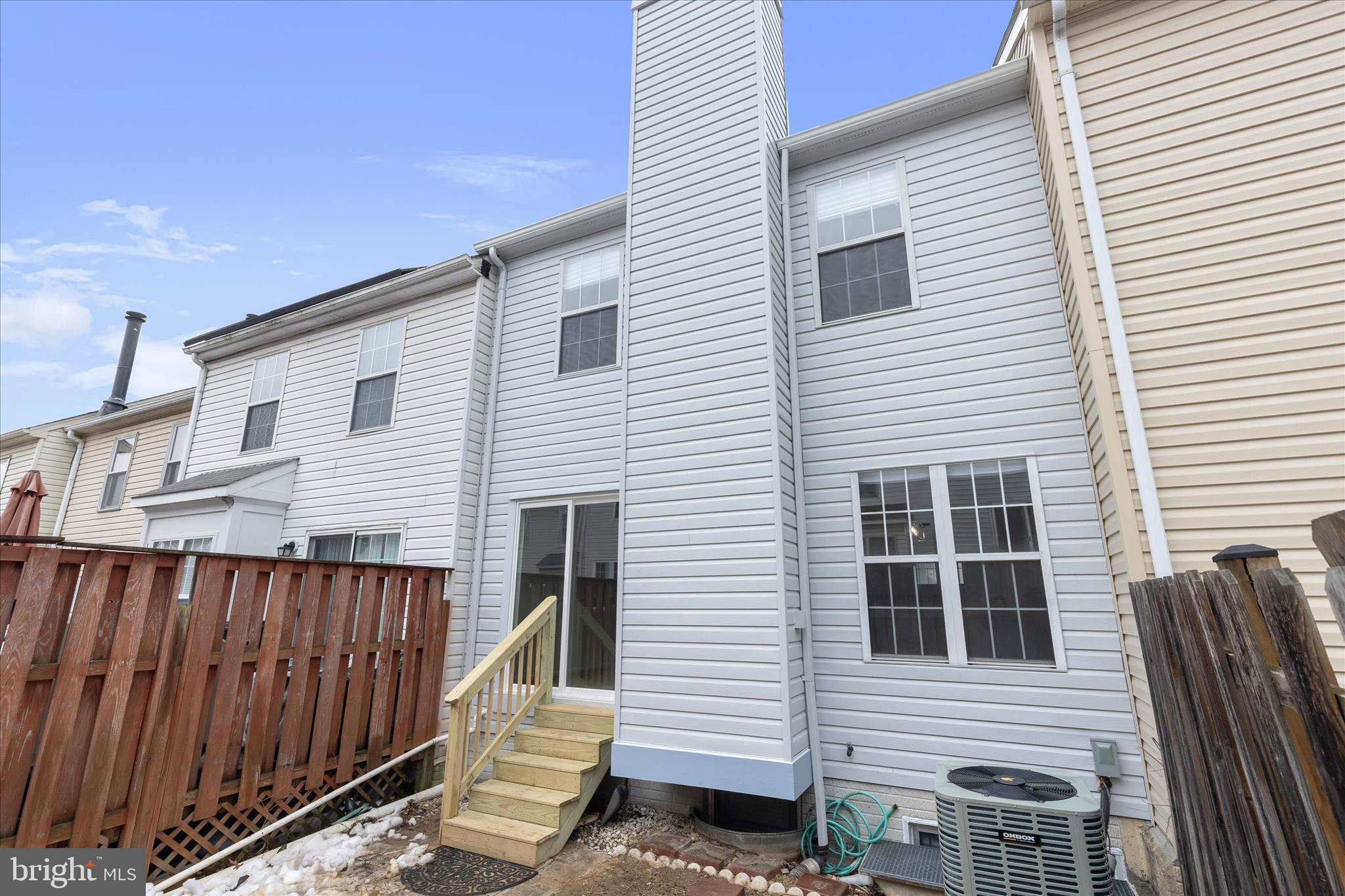 LIONS GATE - Residential