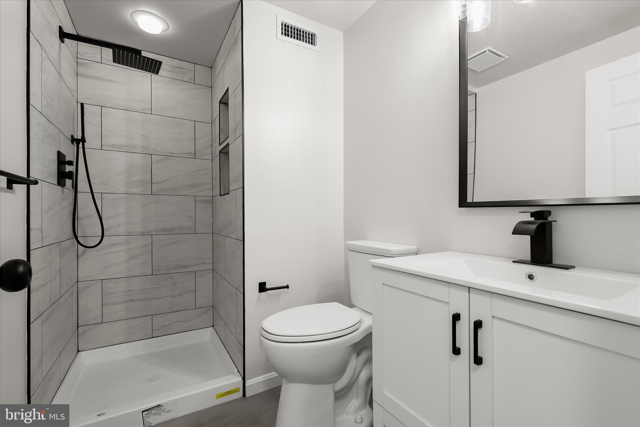 LIONS GATE - Residential