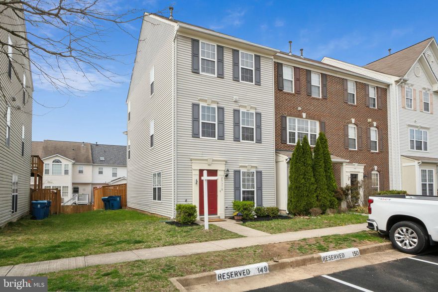 Welcome home to this beautiful end-unit townhome in the heart of South Riding! Offering 1800 square feet on three levels. Step into the main level with luxury vinyl plank flooring, an open-concept living space, and an updated kitchen with an island, granite countertops, stainless steel appliances, and a dedicated dining area.
The second level offers a spacious bedroom, a full bath, a convenient laundry closet, and a flex space ideal for a home office, playroom, or rec room.
On the third level, retreat to the primary suite with vaulted ceilings, a large Jack-and-Jill bath, and a third bedroom.
As an end-unit, this home features a much larger yard, fully fenced for privacy with a patio and storage shed. Plus, enjoy the ease of two dedicated parking spaces.
Located in the sought-after South Riding community, you’ll have access to top-rated schools, parks, pools, shopping, and commuter routes.