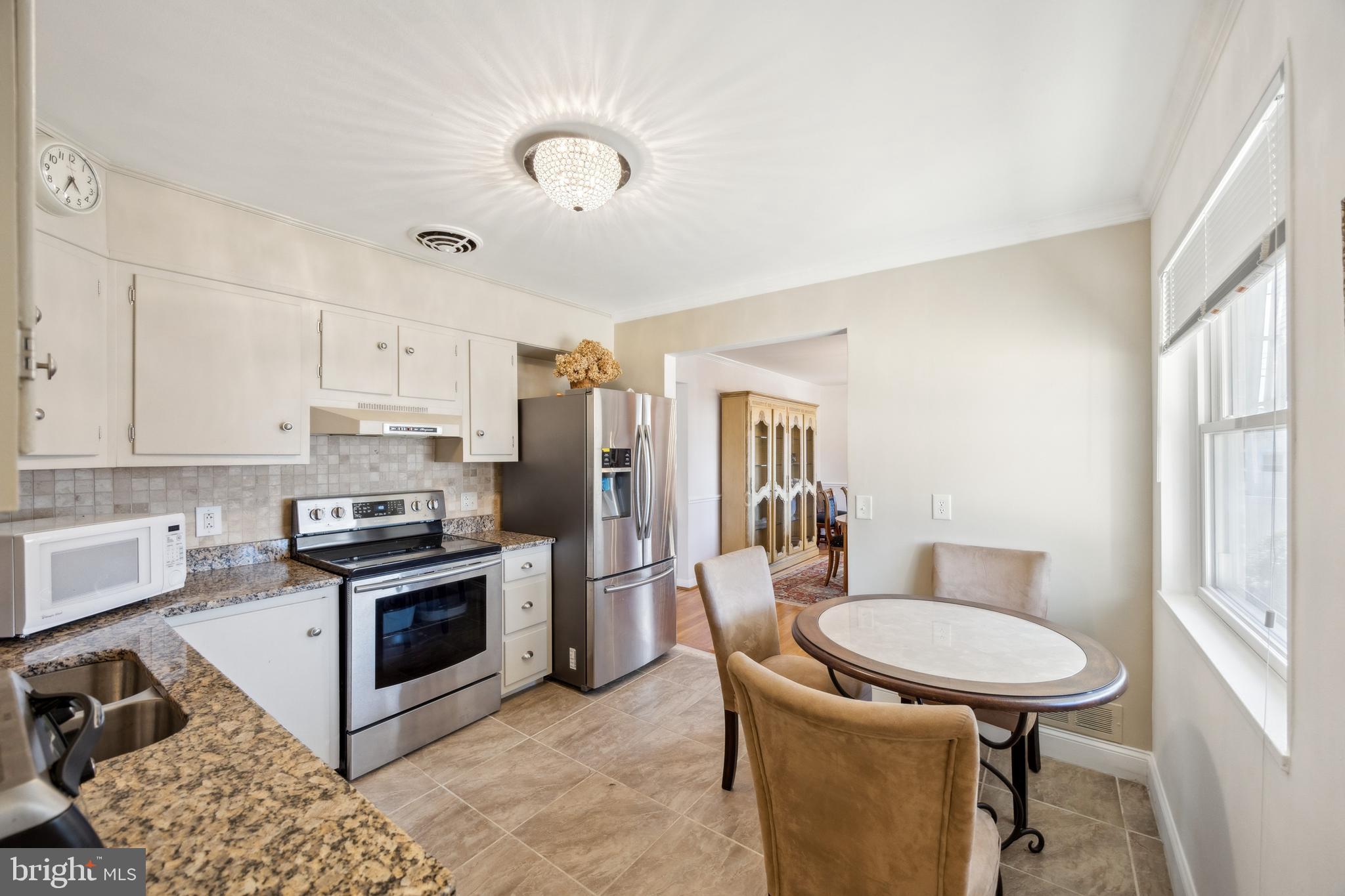 NORTHAMPTON - Residential