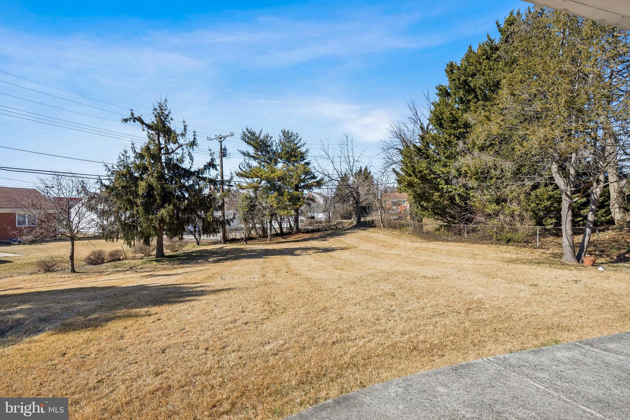 NORTHAMPTON - Residential