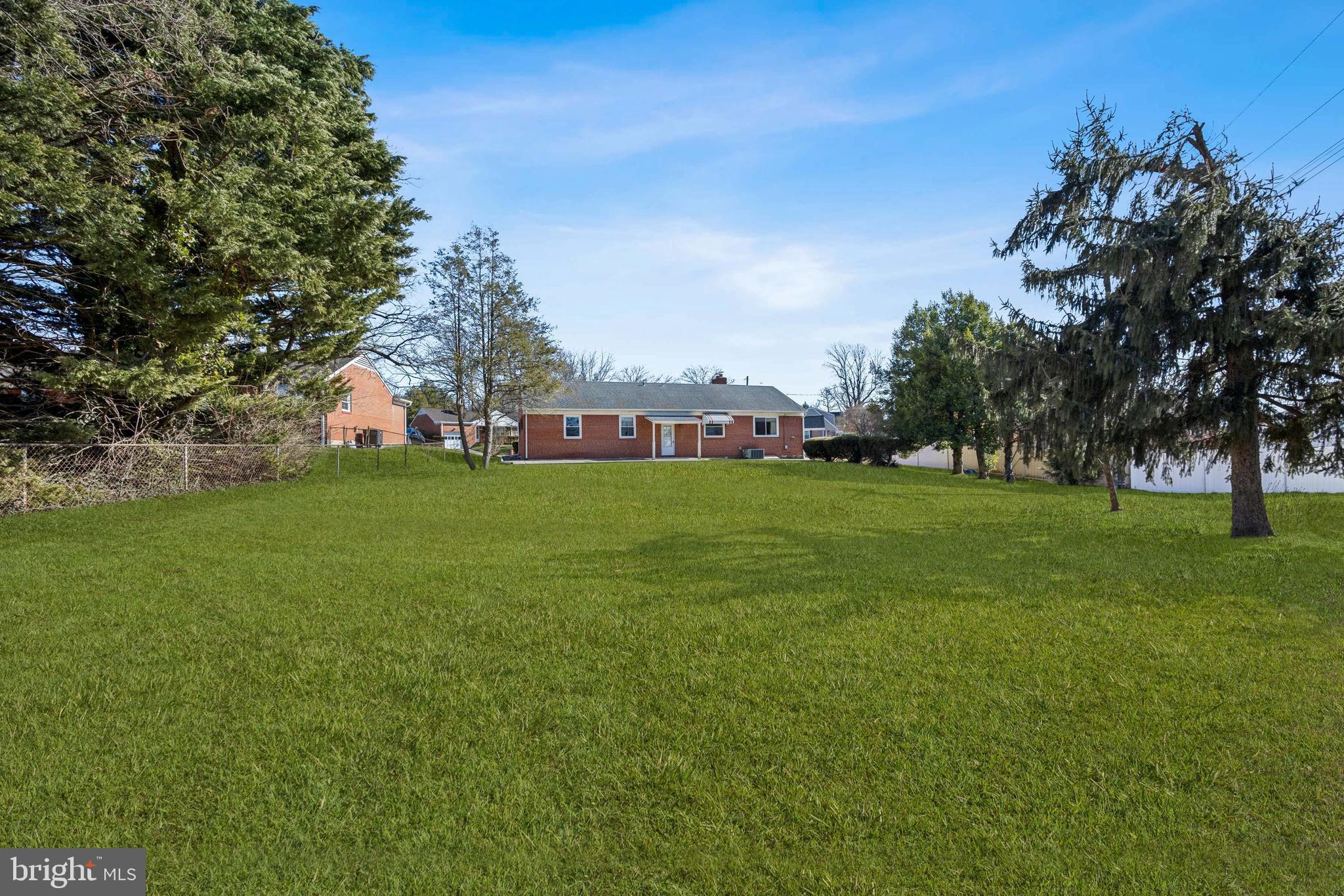 NORTHAMPTON - Residential