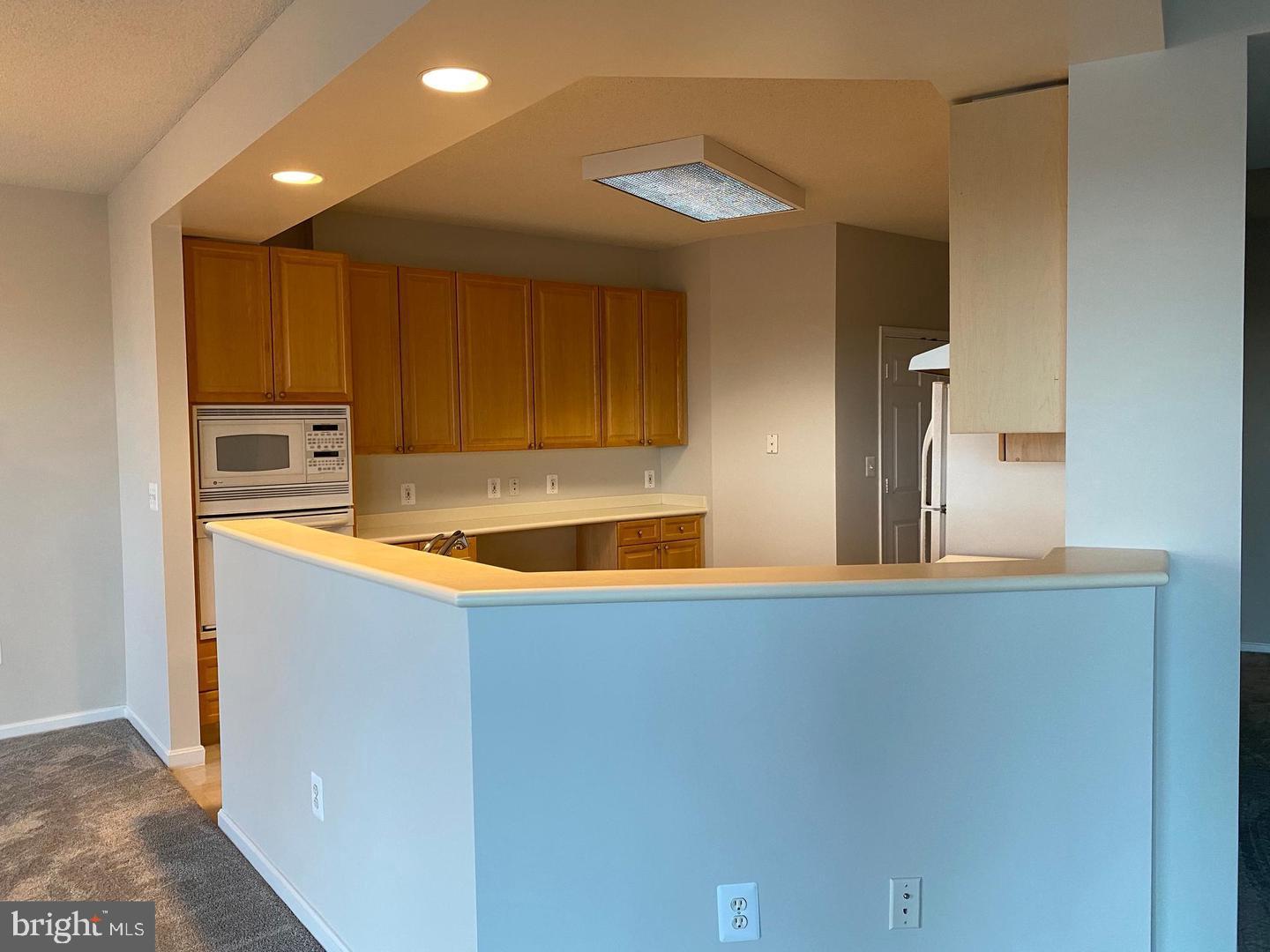 MAGNOLIAS AT LANSDOWNE WOODS - Residential Lease