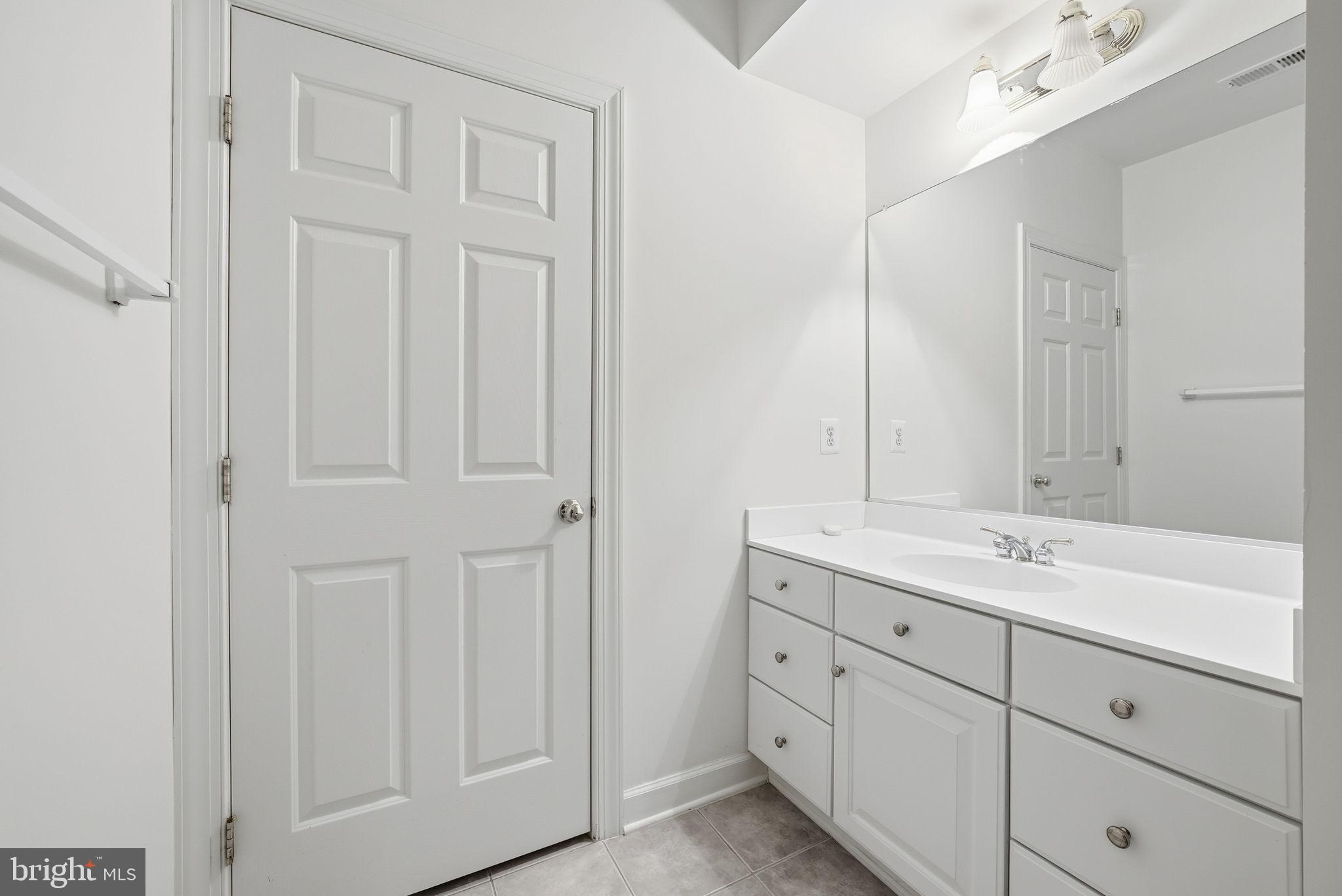 CEDAR CHASE - Residential