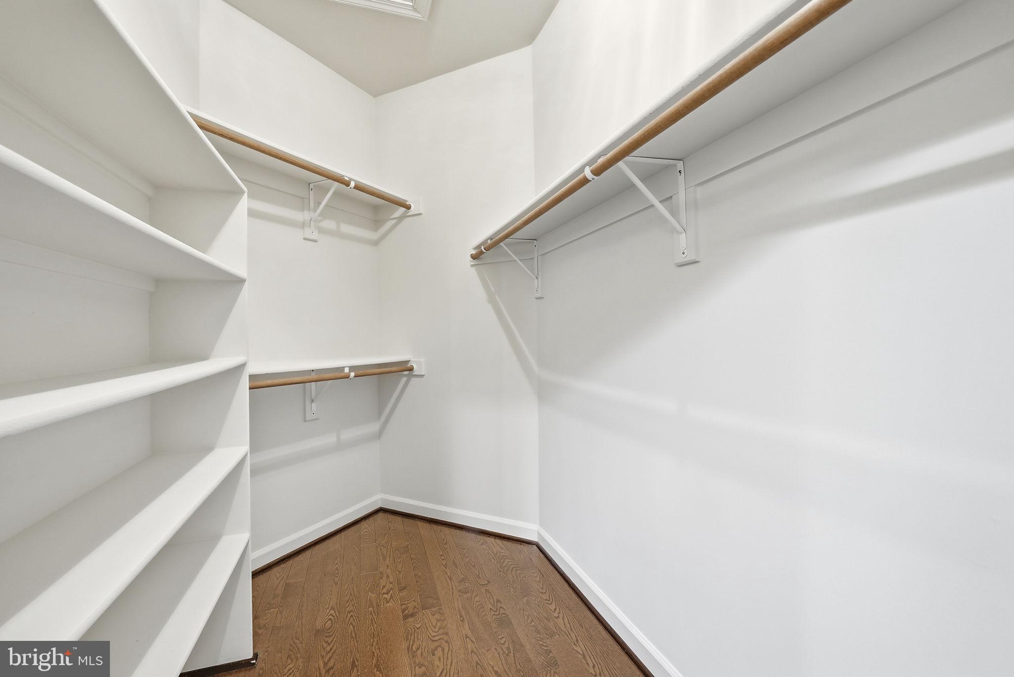 CEDAR CHASE - Residential