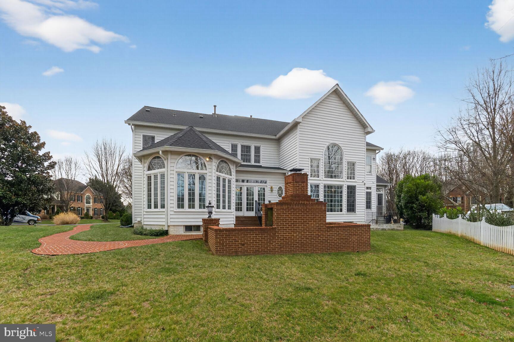 CEDAR CHASE - Residential