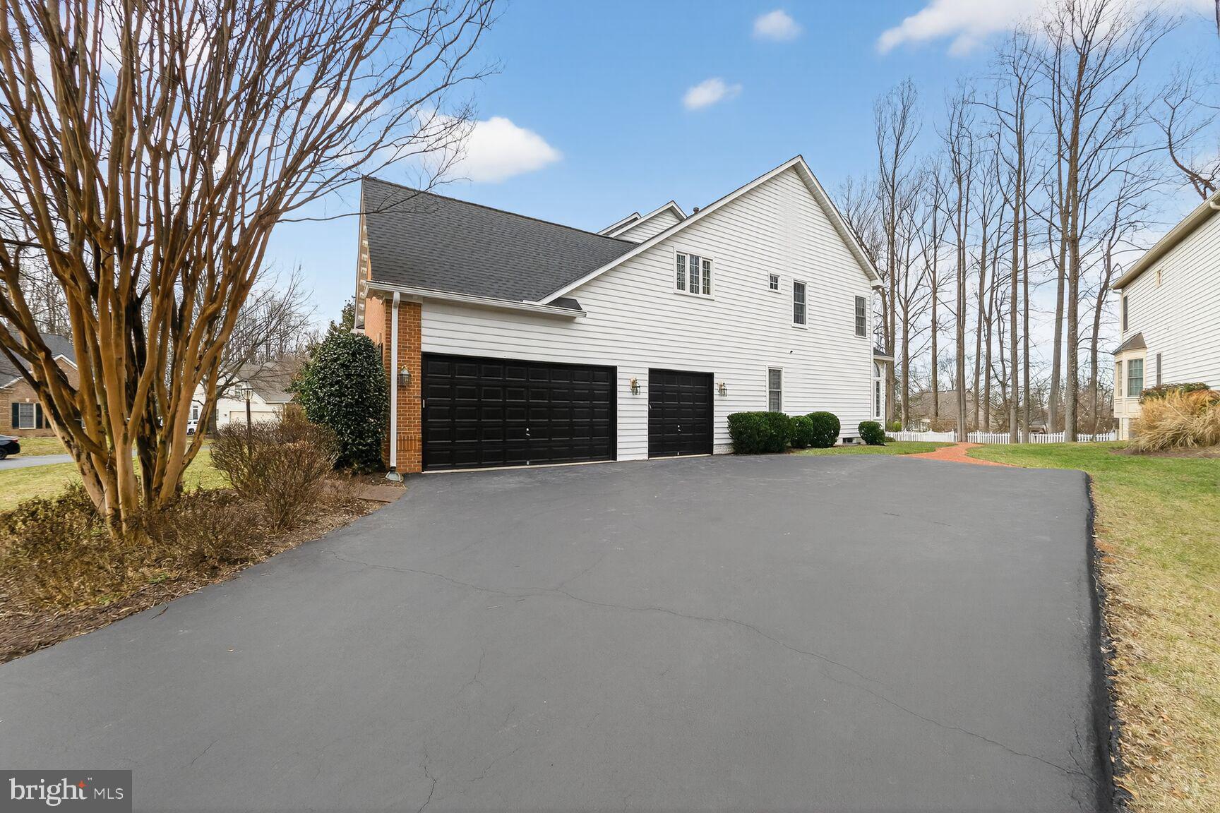 CEDAR CHASE - Residential