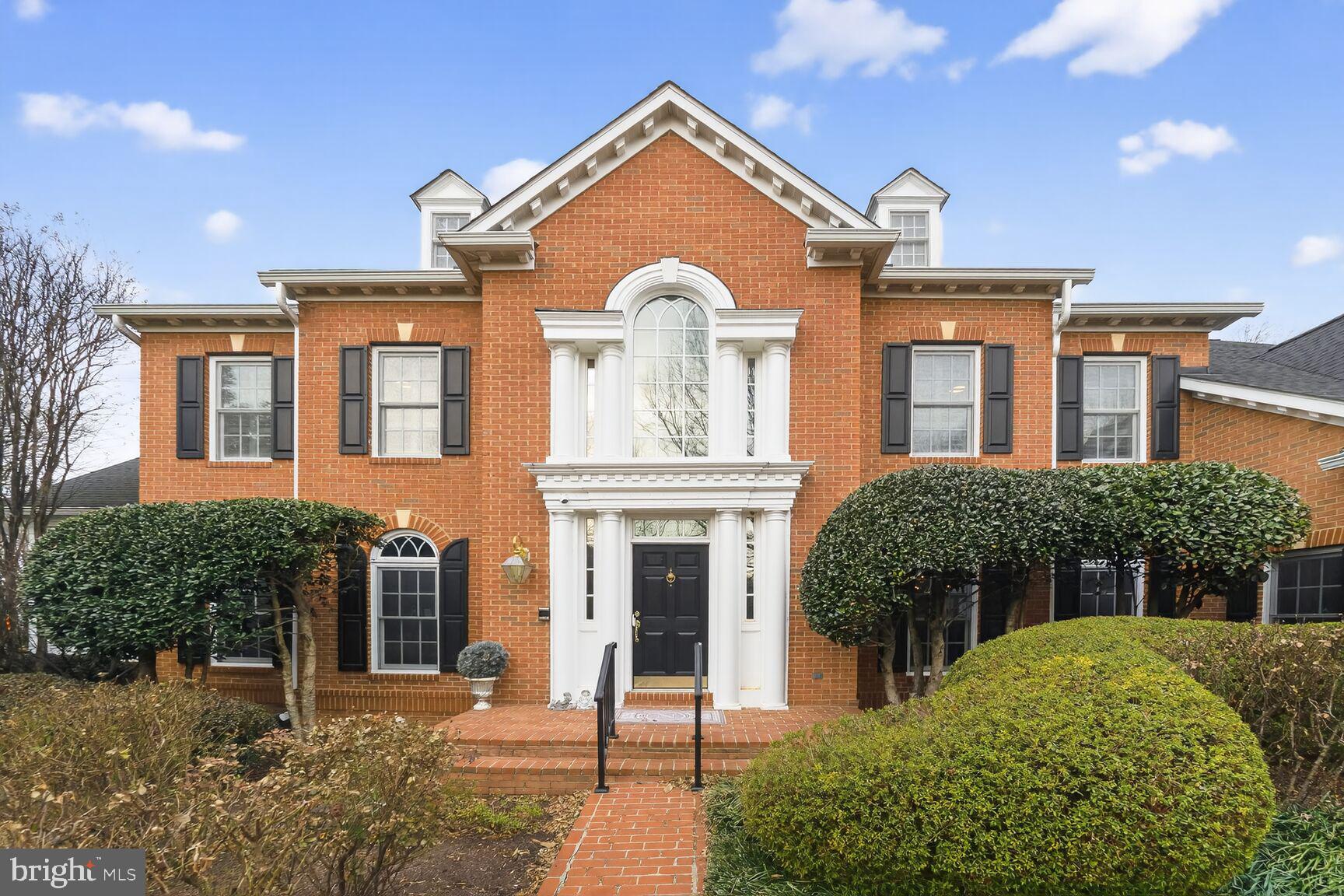 CEDAR CHASE - Residential