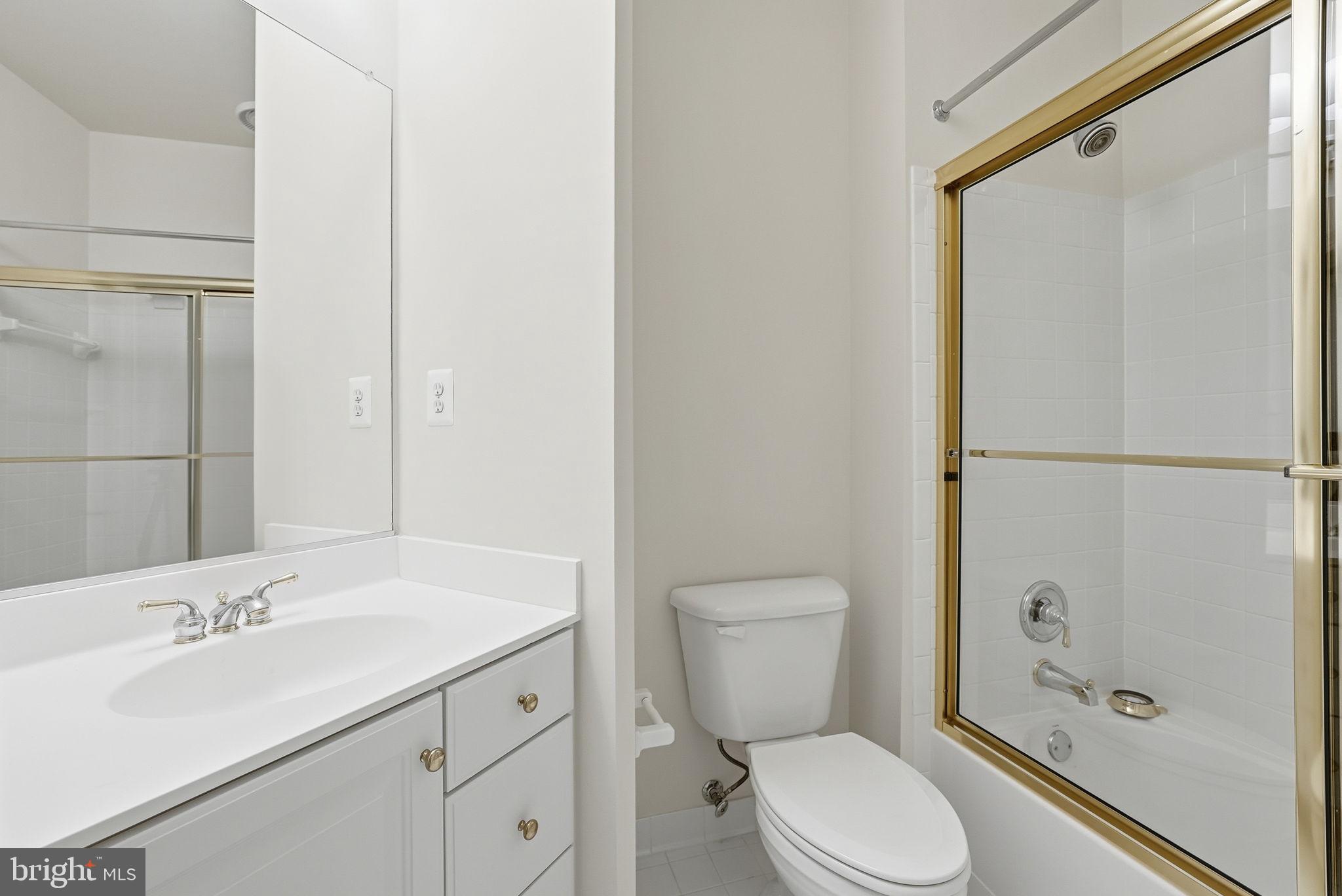 CEDAR CHASE - Residential