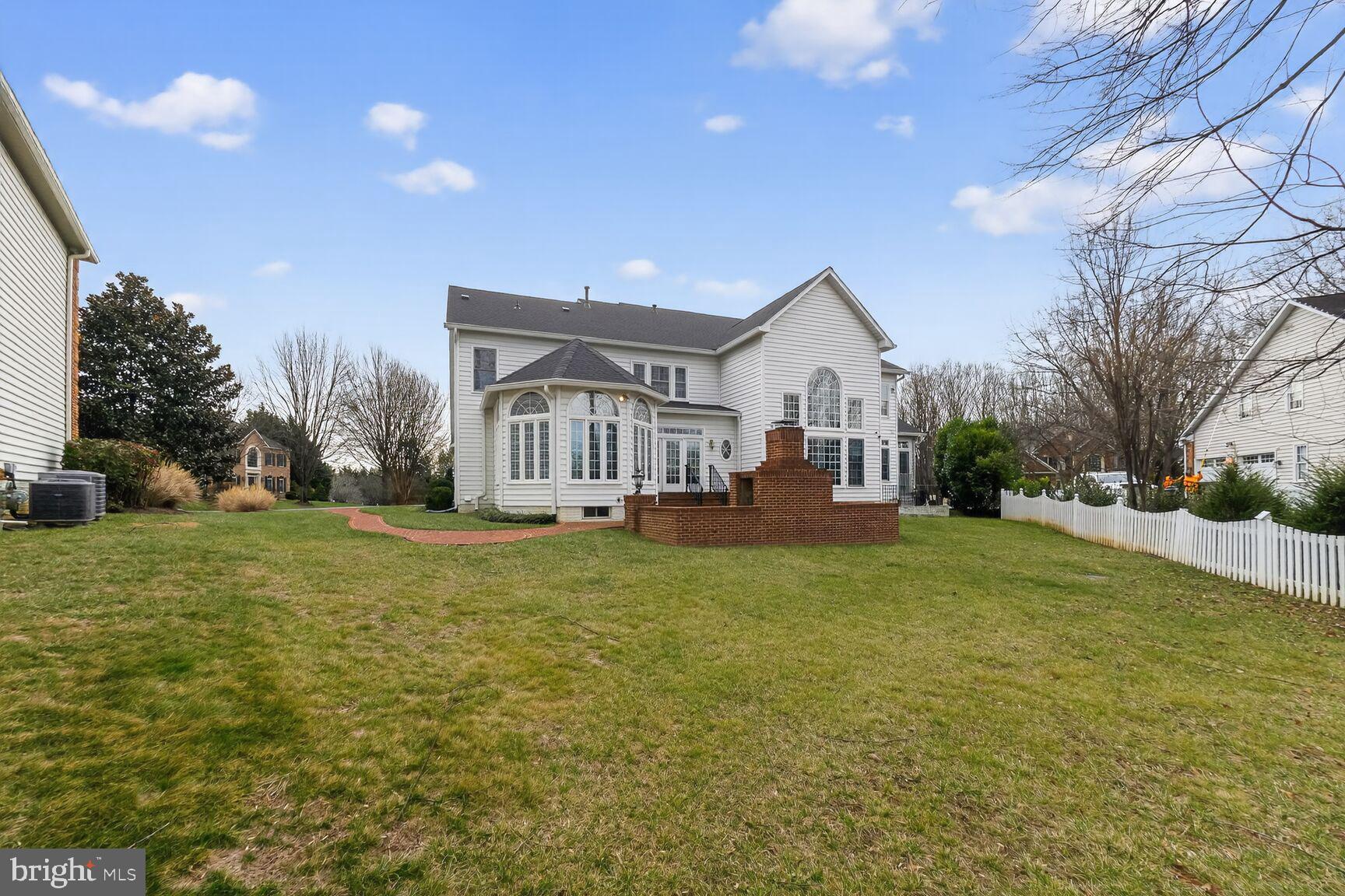 CEDAR CHASE - Residential