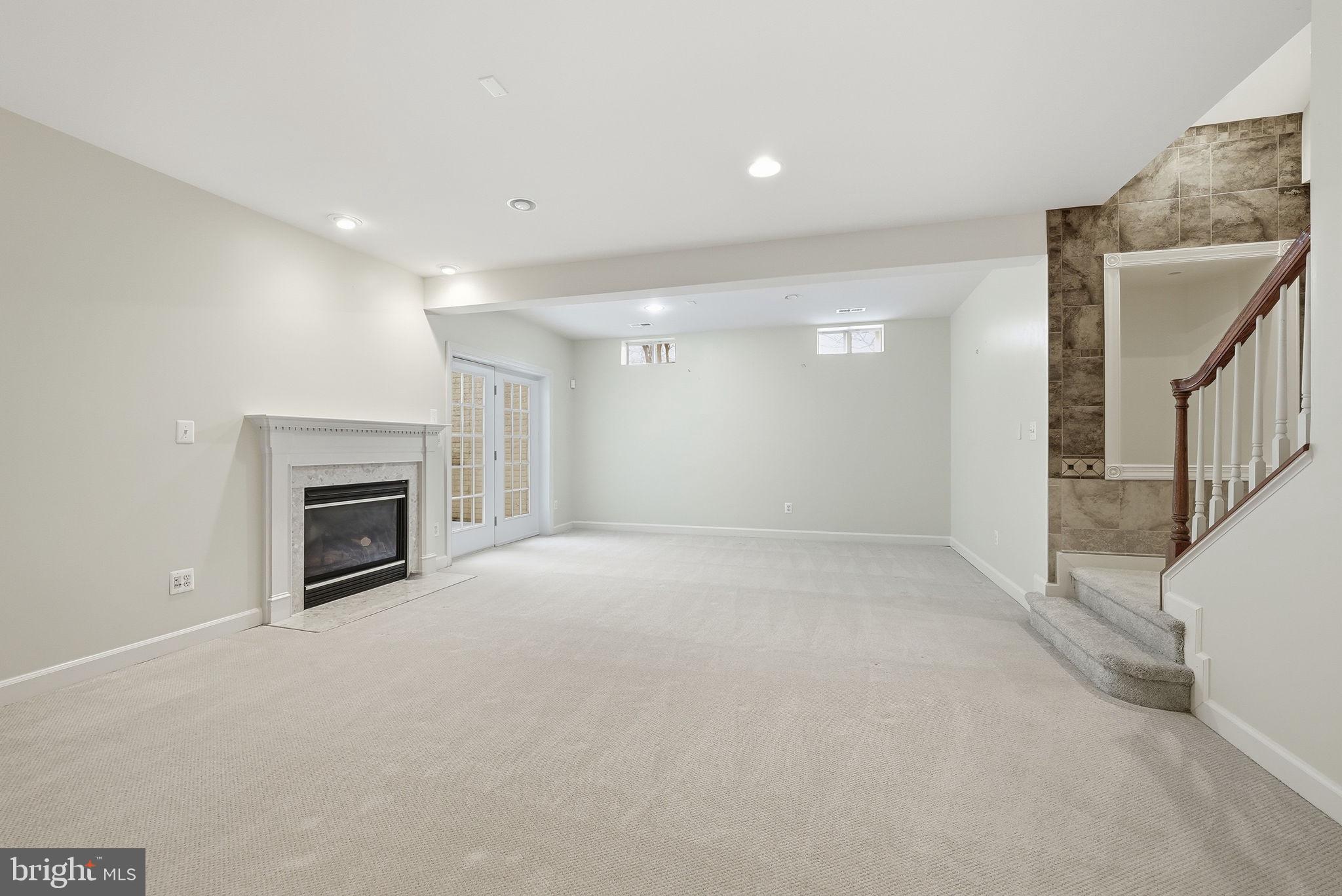 CEDAR CHASE - Residential