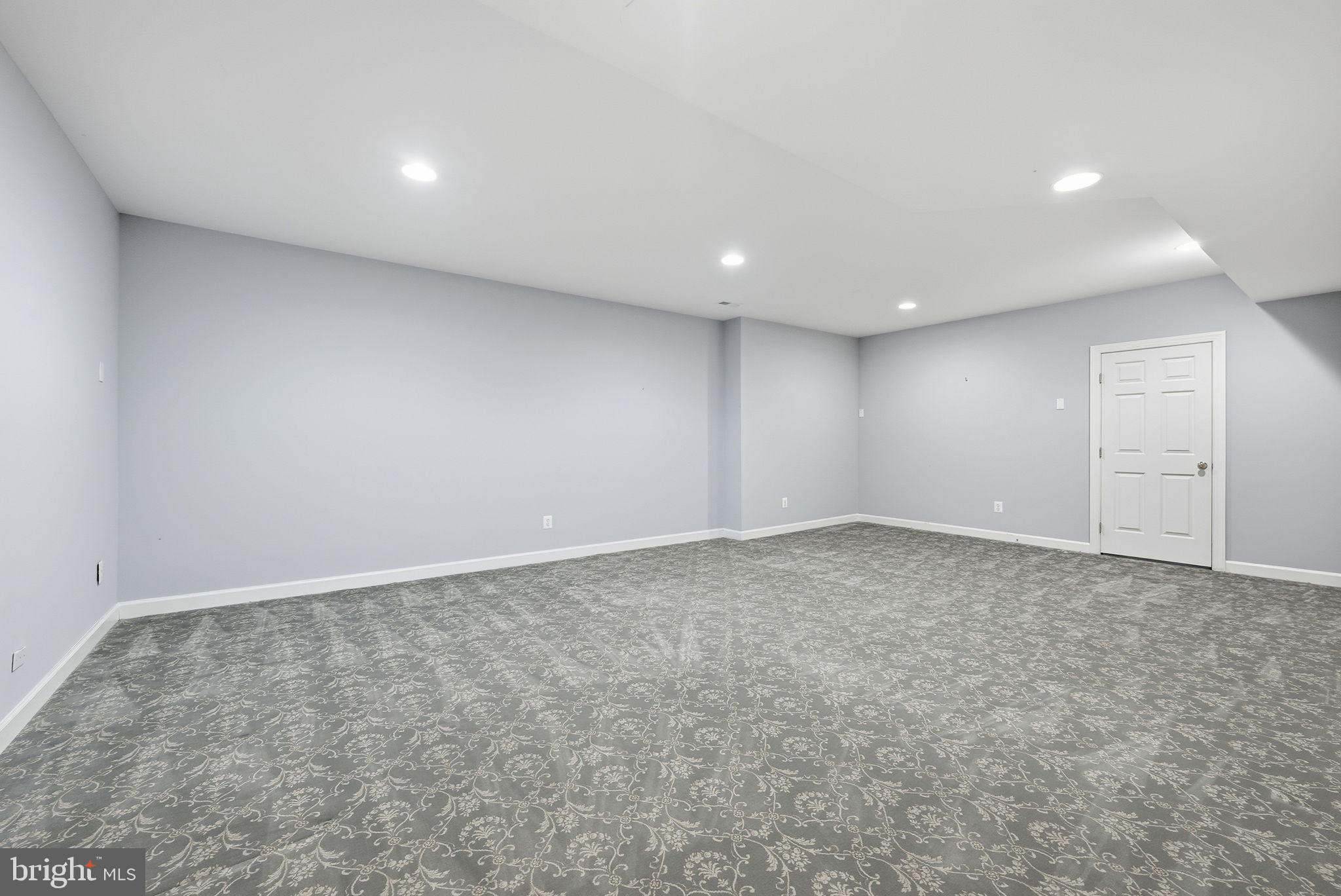 CEDAR CHASE - Residential