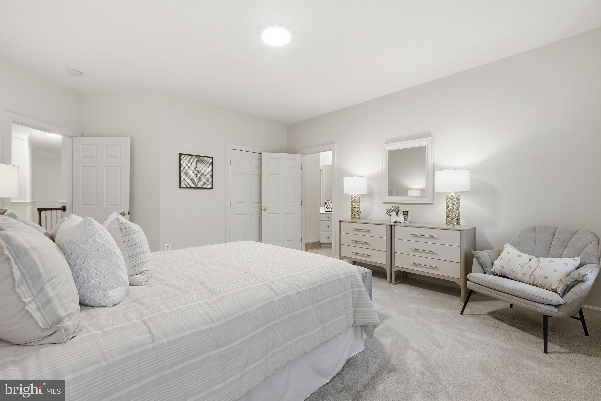 CEDAR CHASE - Residential