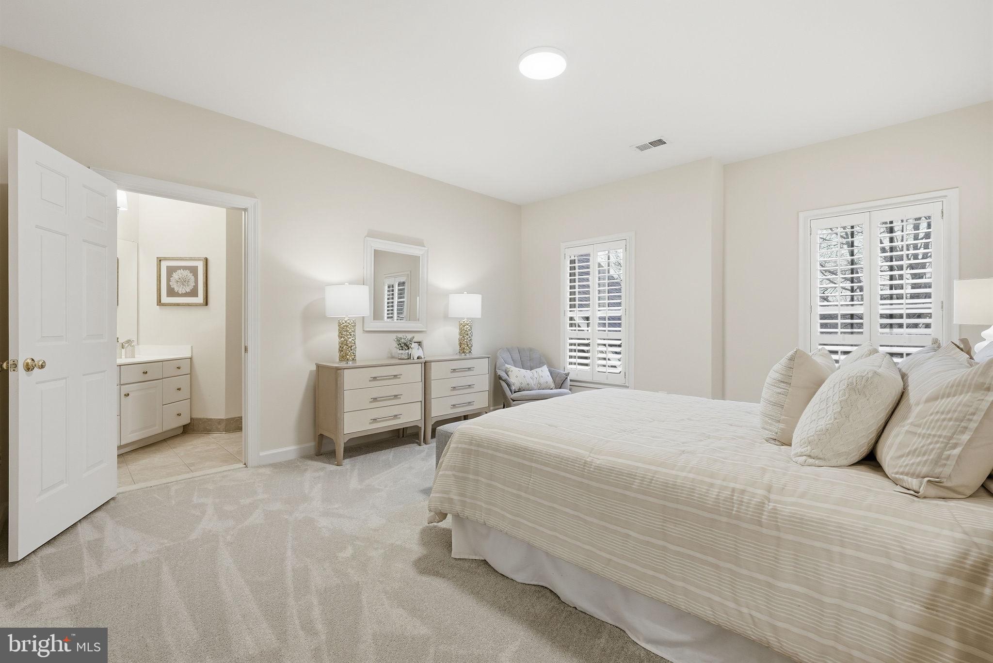 CEDAR CHASE - Residential