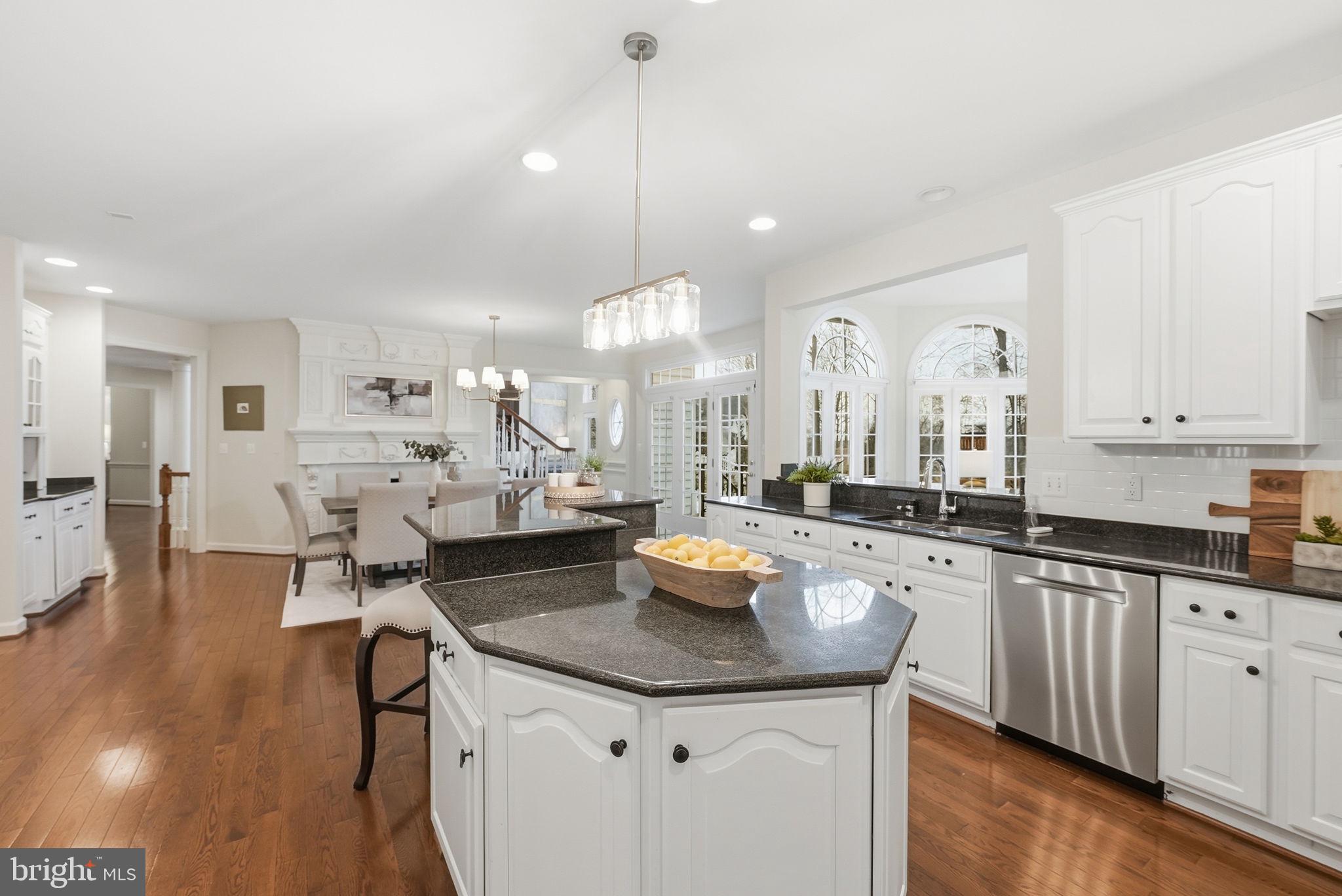 CEDAR CHASE - Residential