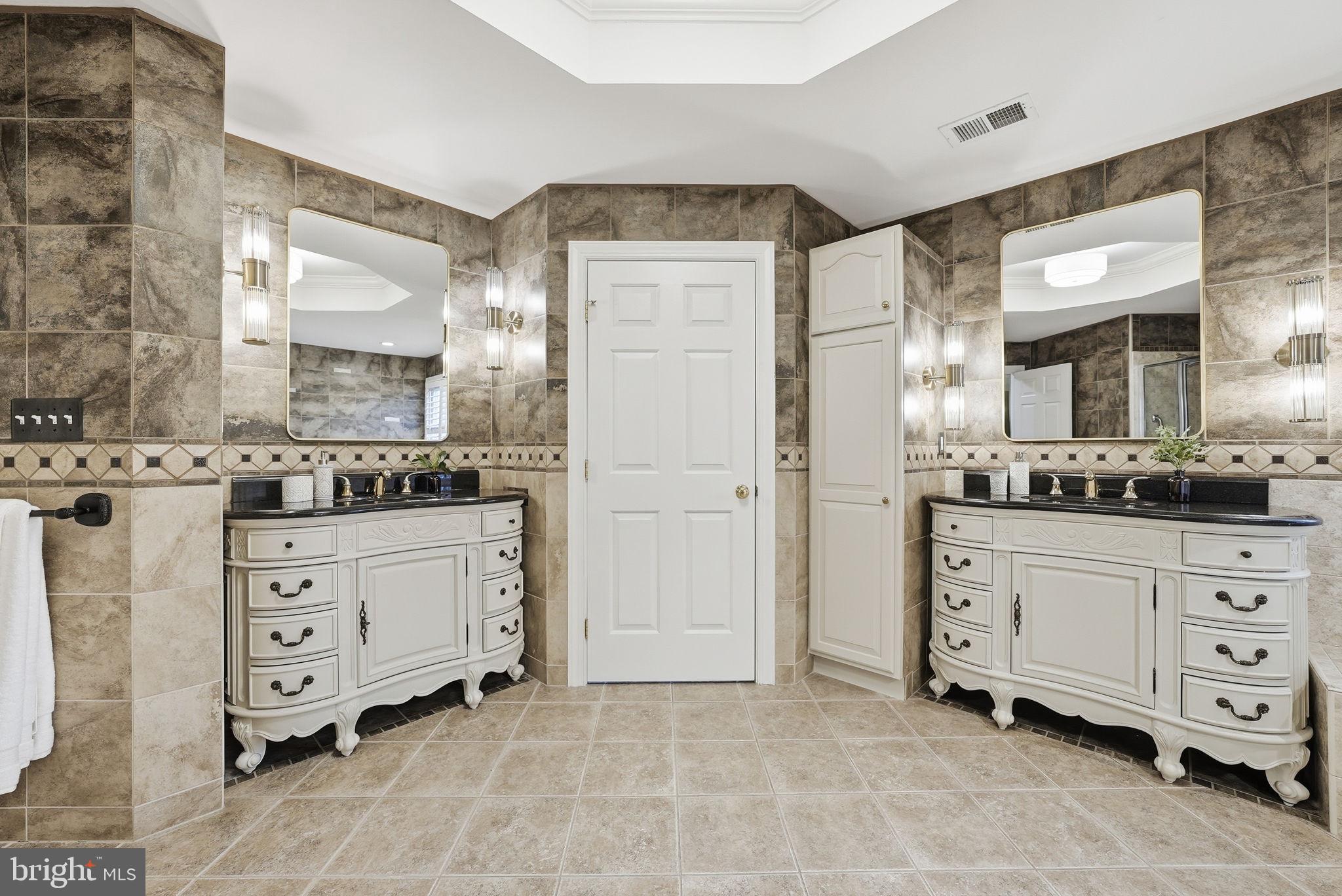 CEDAR CHASE - Residential