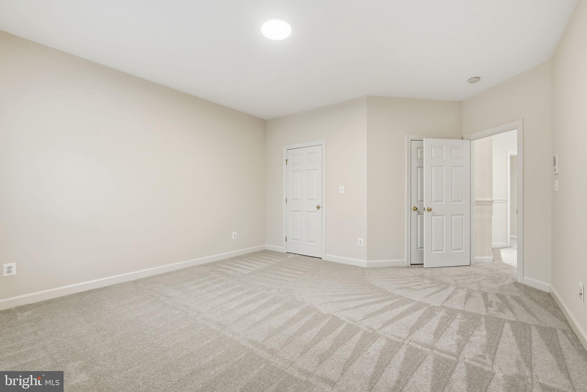 CEDAR CHASE - Residential