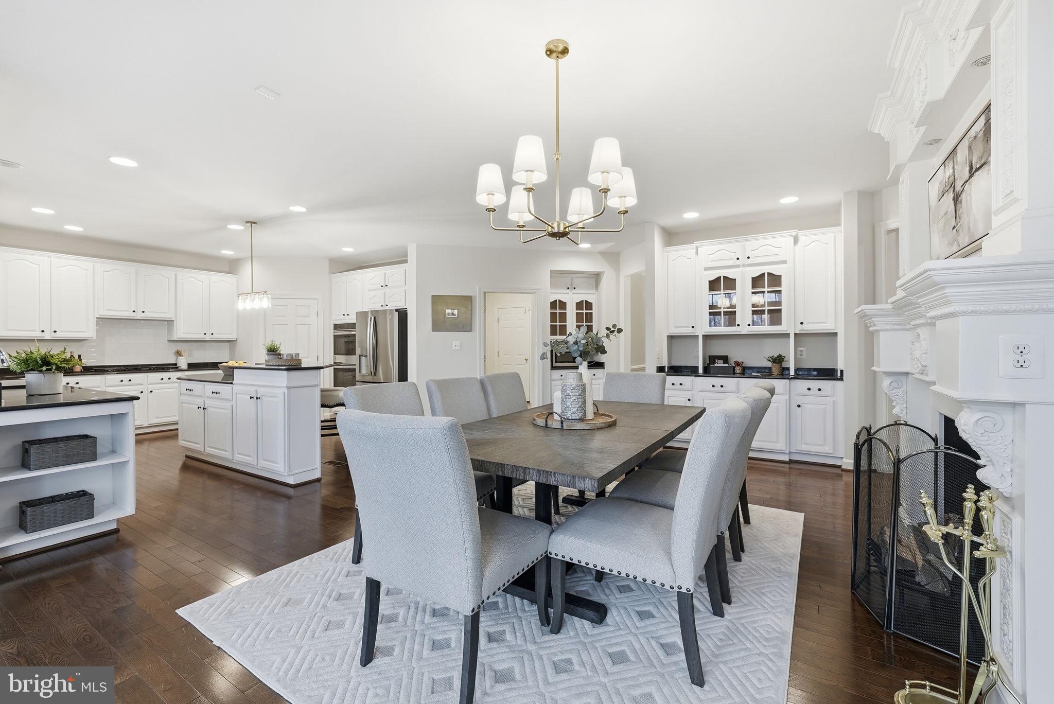 CEDAR CHASE - Residential