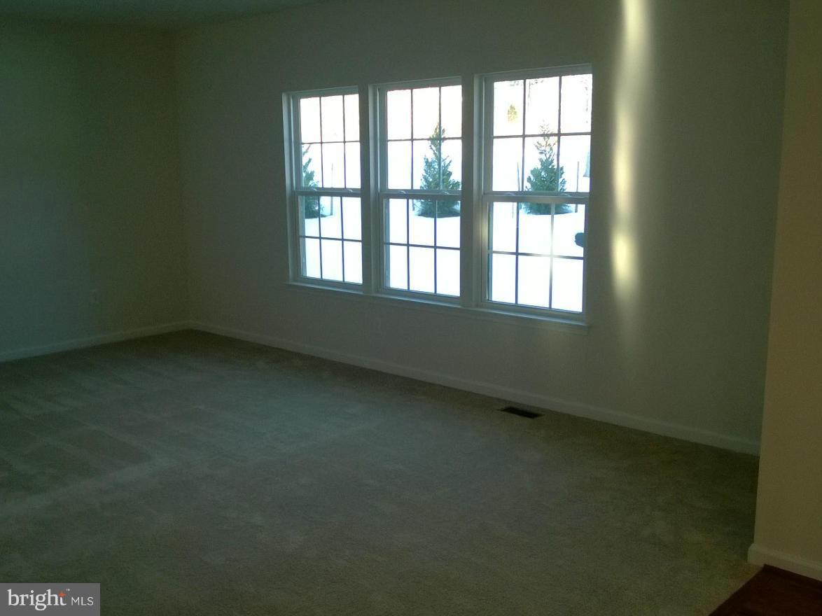 OAK CREEK CLUB - Residential