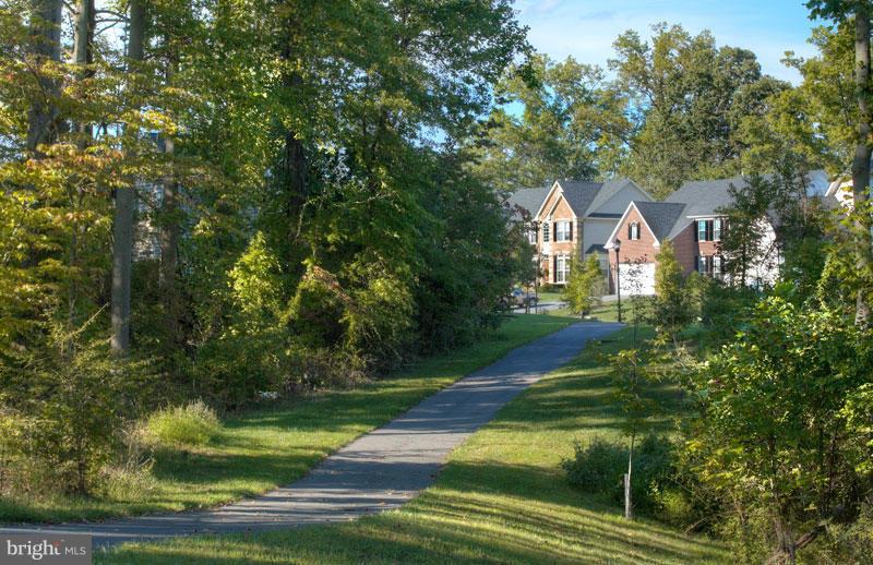 OAK CREEK CLUB - Residential