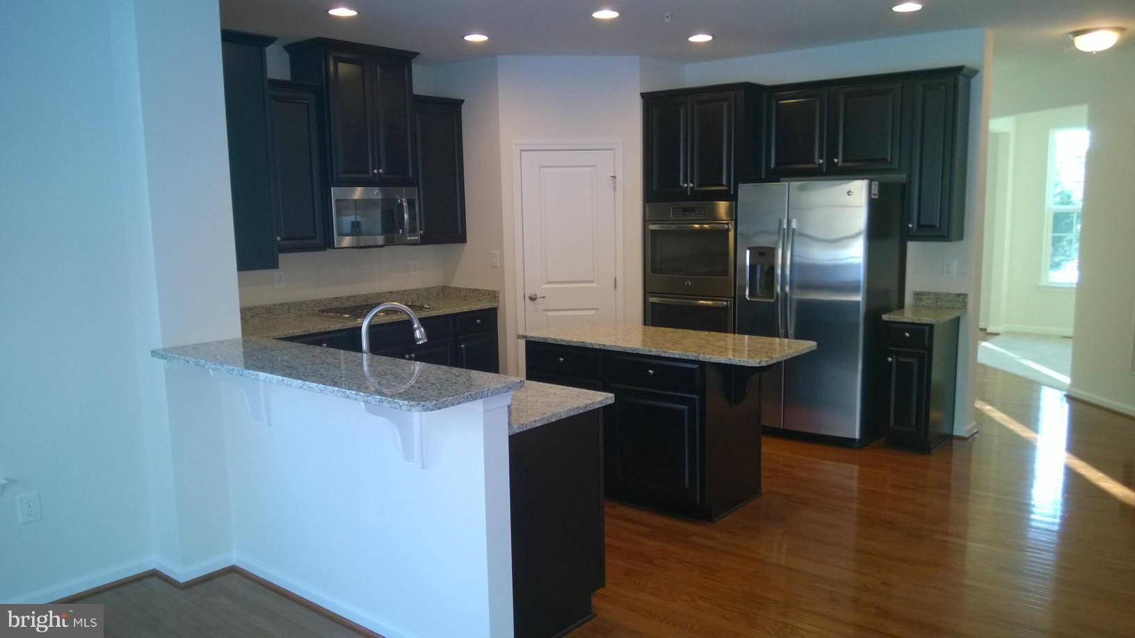 OAK CREEK CLUB - Residential