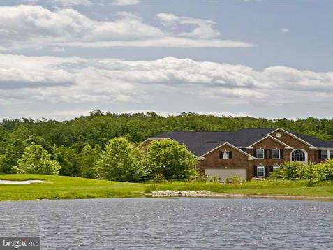 OAK CREEK CLUB - Residential