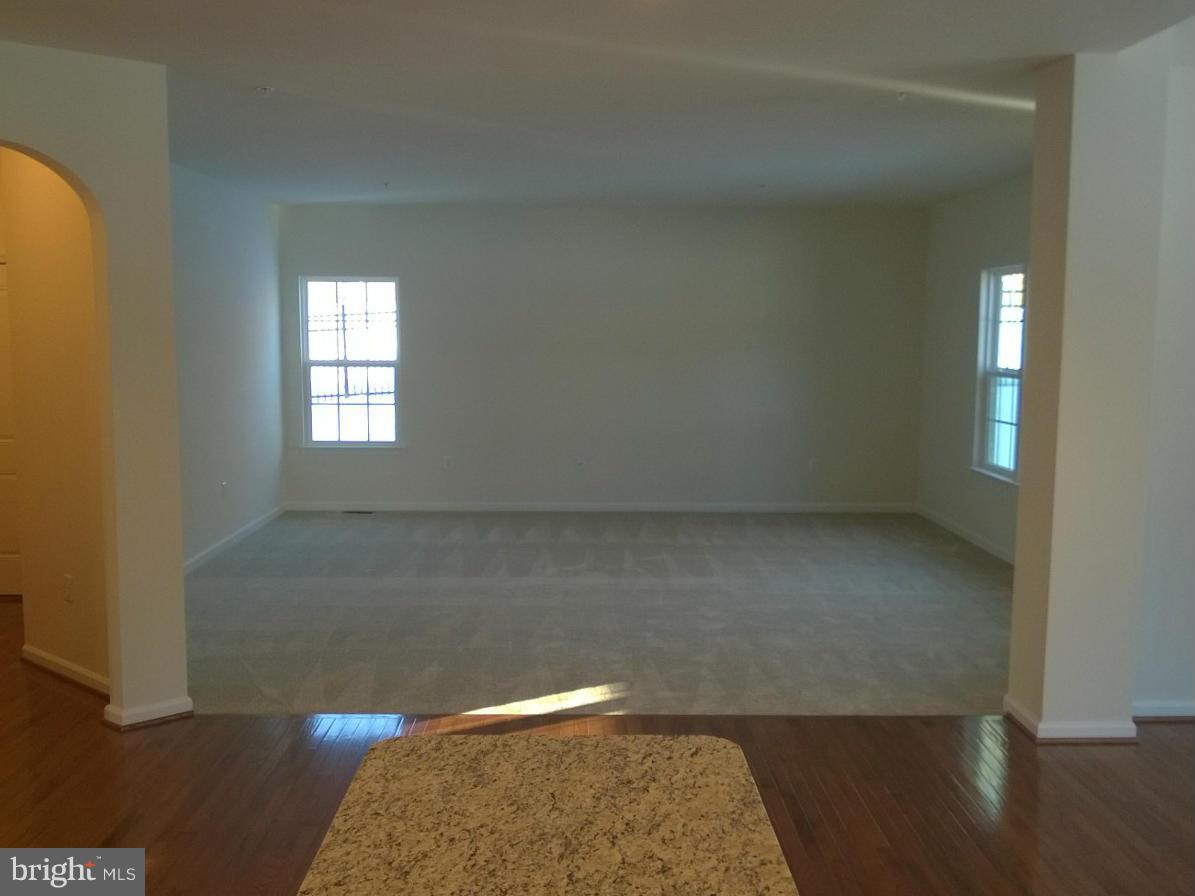 OAK CREEK CLUB - Residential