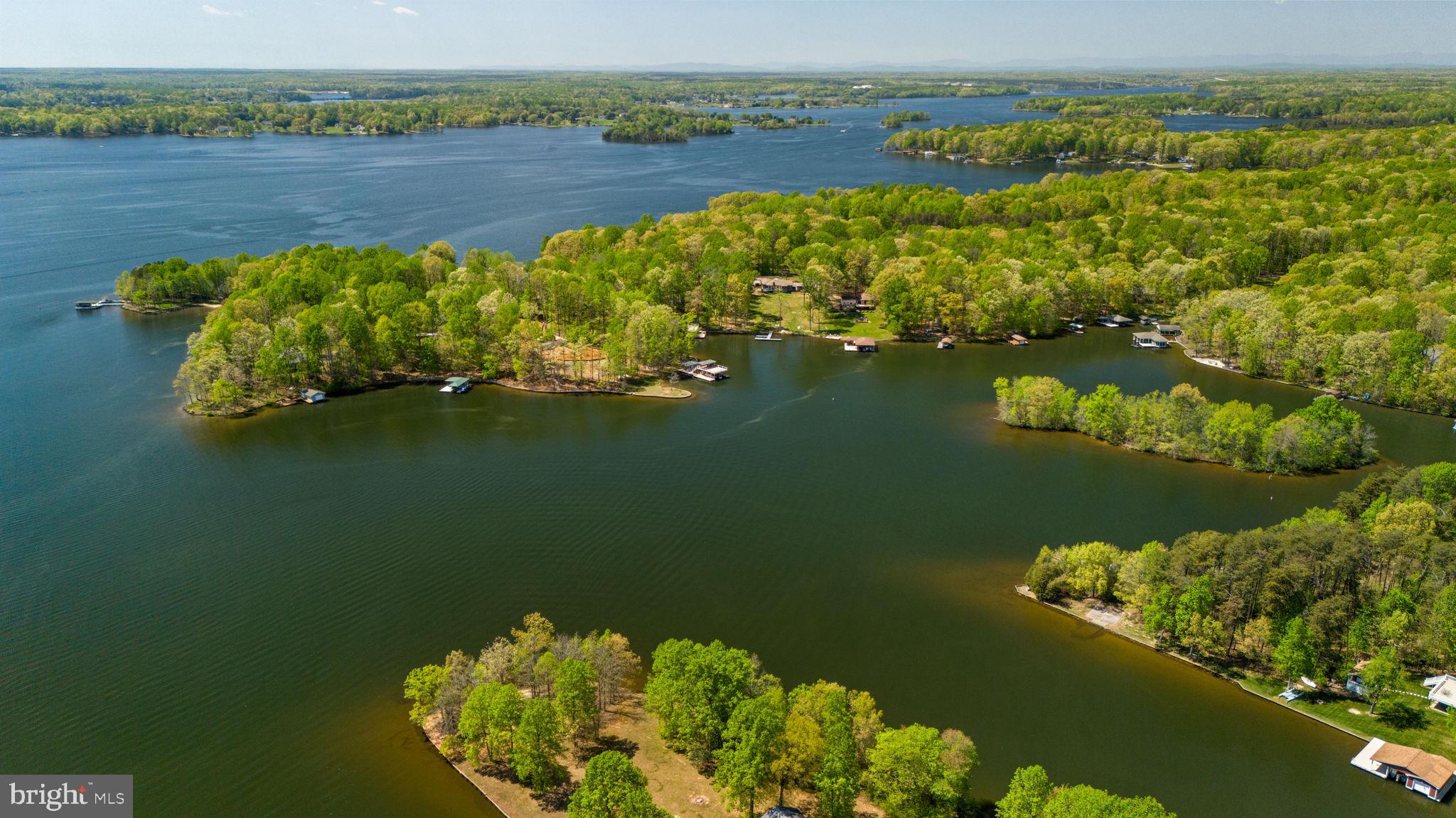 BLOUNTS HARBOUR - Land