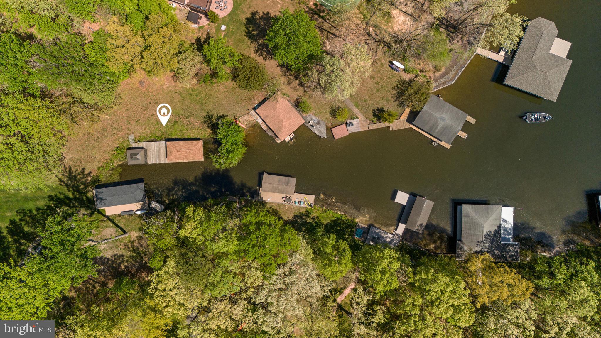 BLOUNTS HARBOUR - Land