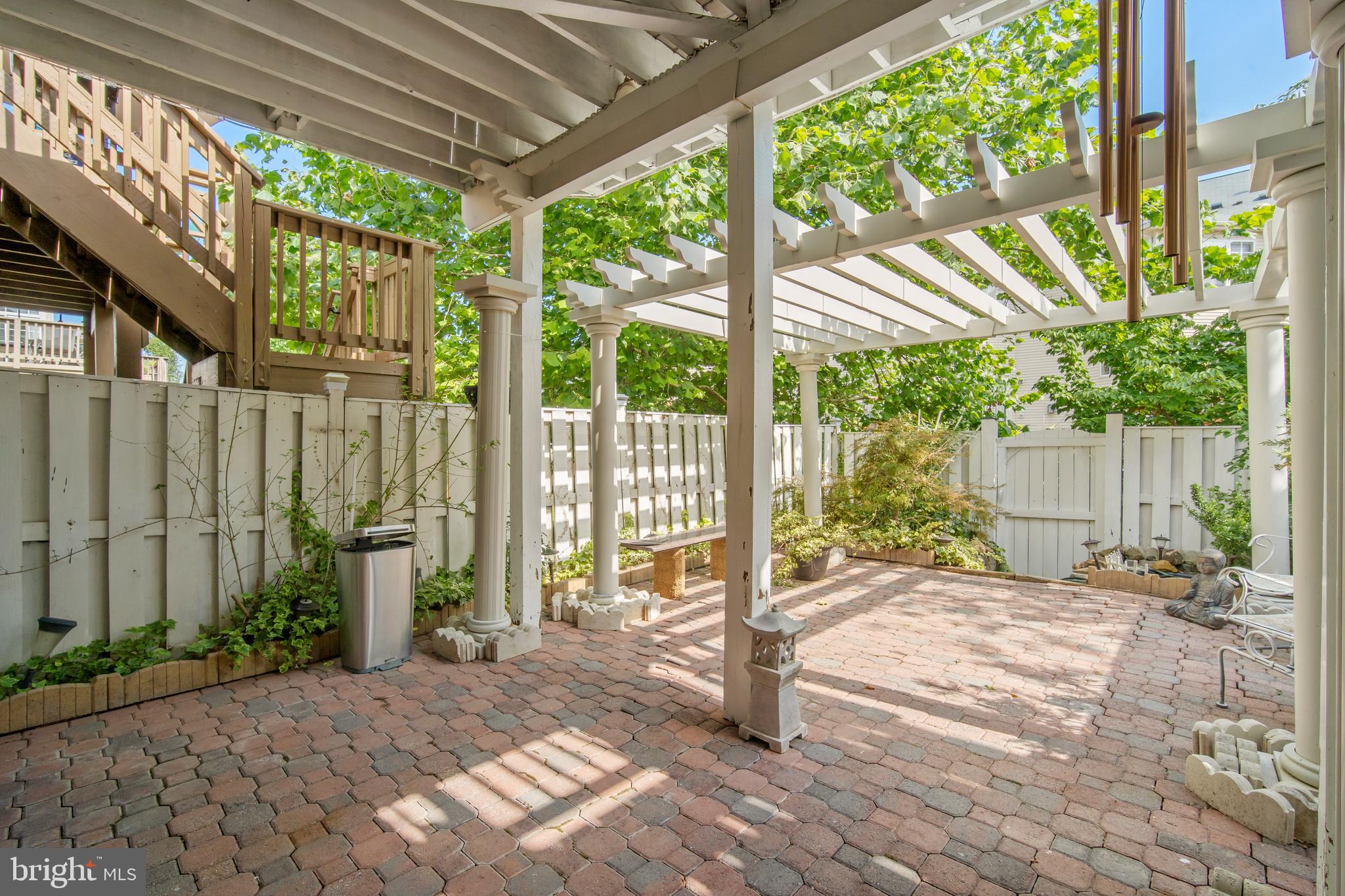 BRAMBLETON - Residential