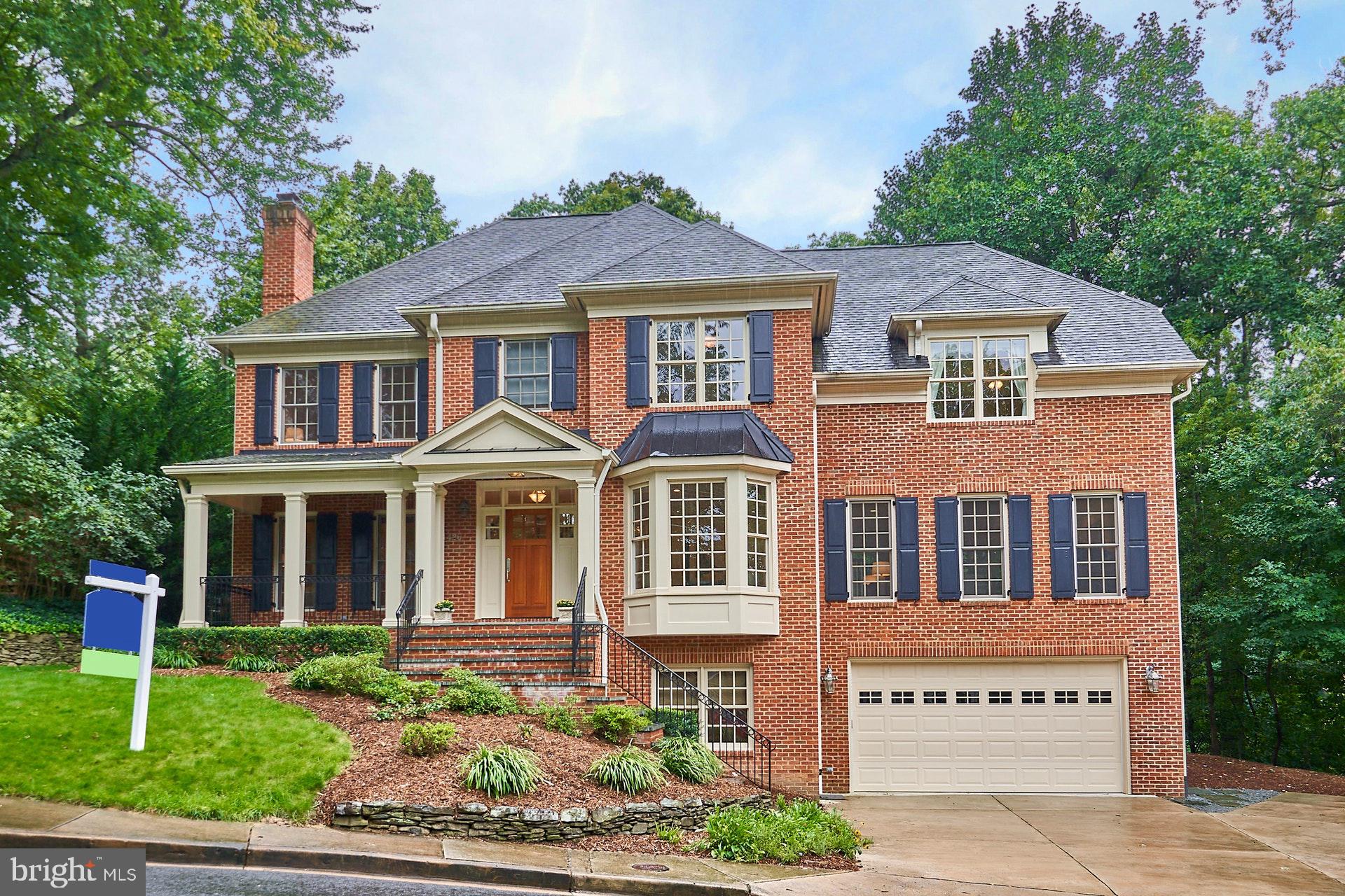 LEE HEIGHTS - Residential