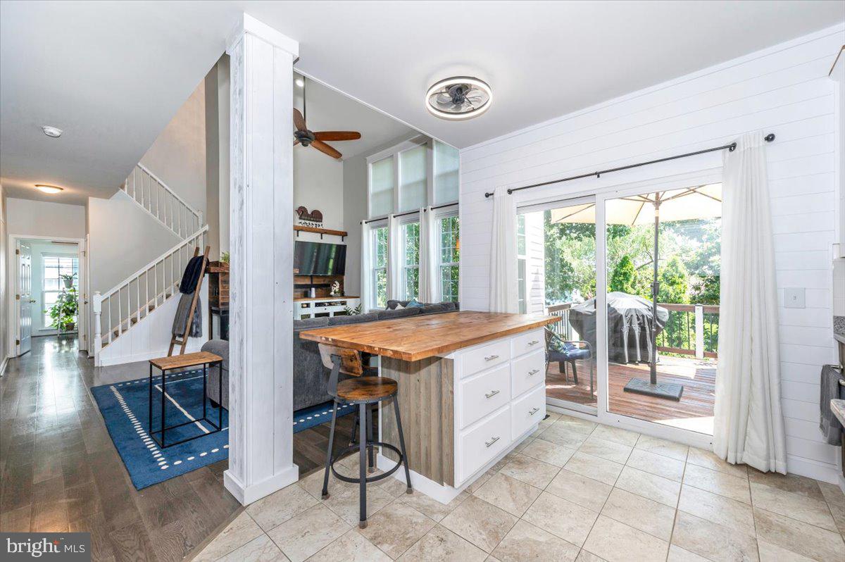 SENECA CROSSING - Residential