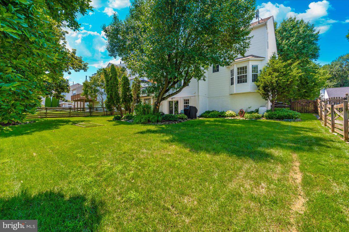 SENECA CROSSING - Residential