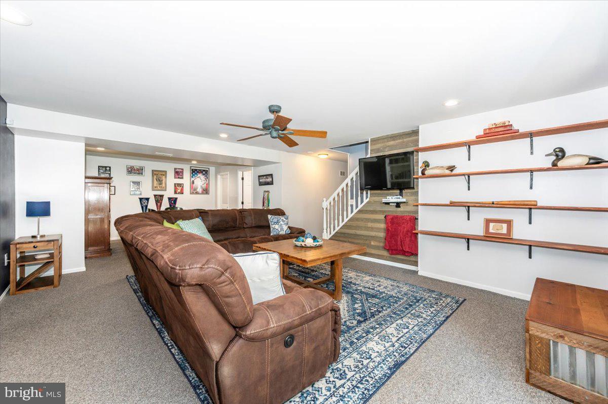 SENECA CROSSING - Residential