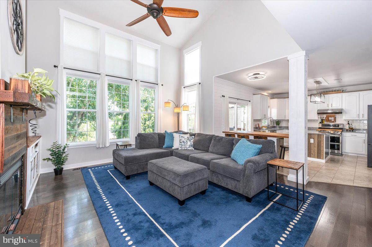 SENECA CROSSING - Residential