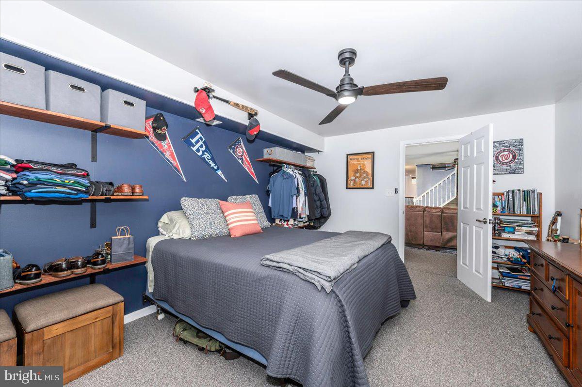 SENECA CROSSING - Residential