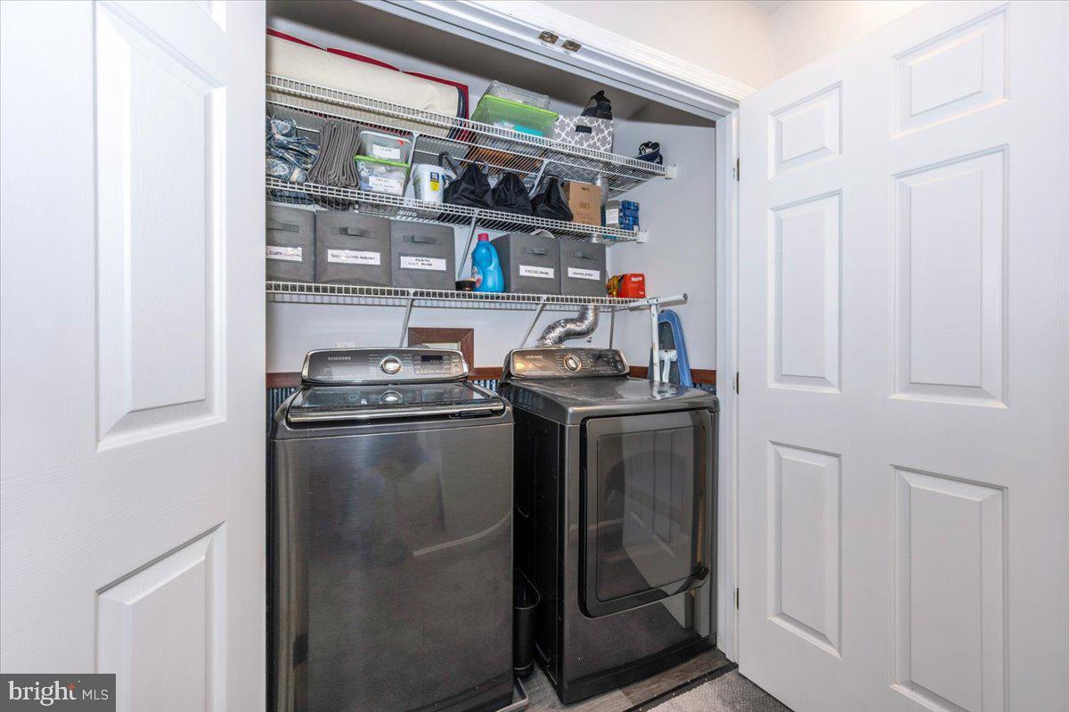 SENECA CROSSING - Residential