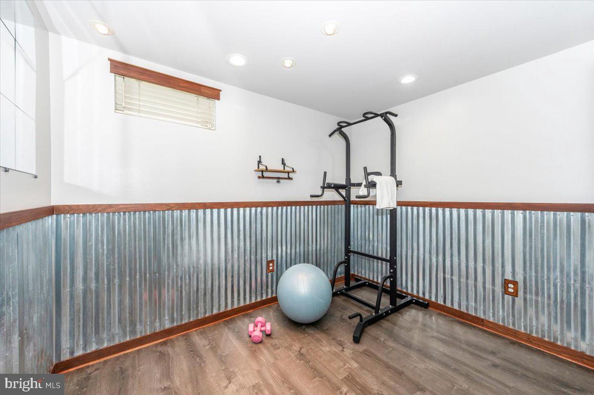 SENECA CROSSING - Residential