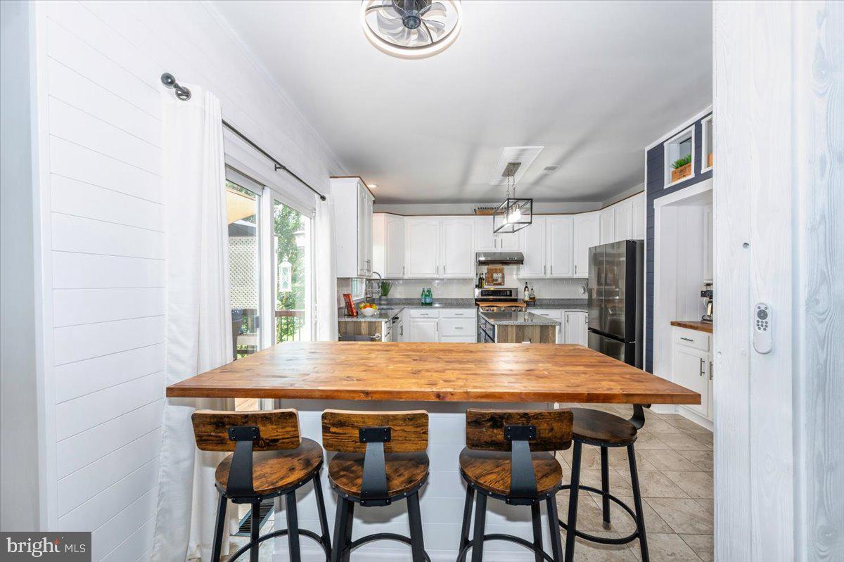 SENECA CROSSING - Residential