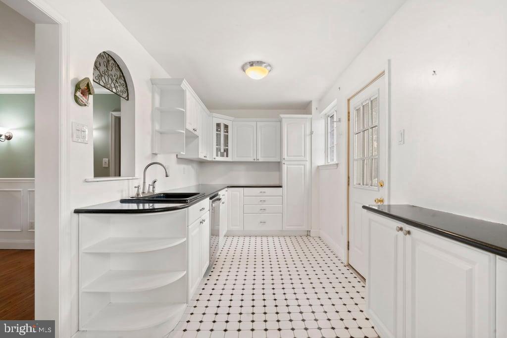 JENKINTOWN - Residential