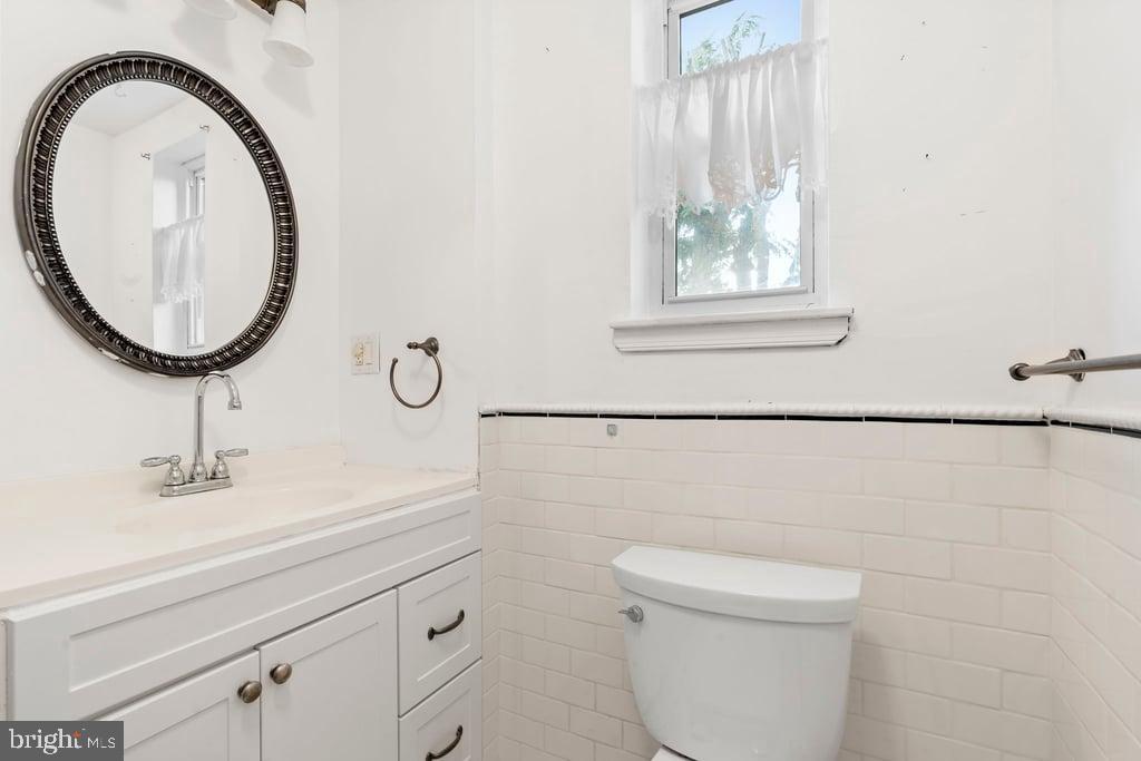 JENKINTOWN - Residential