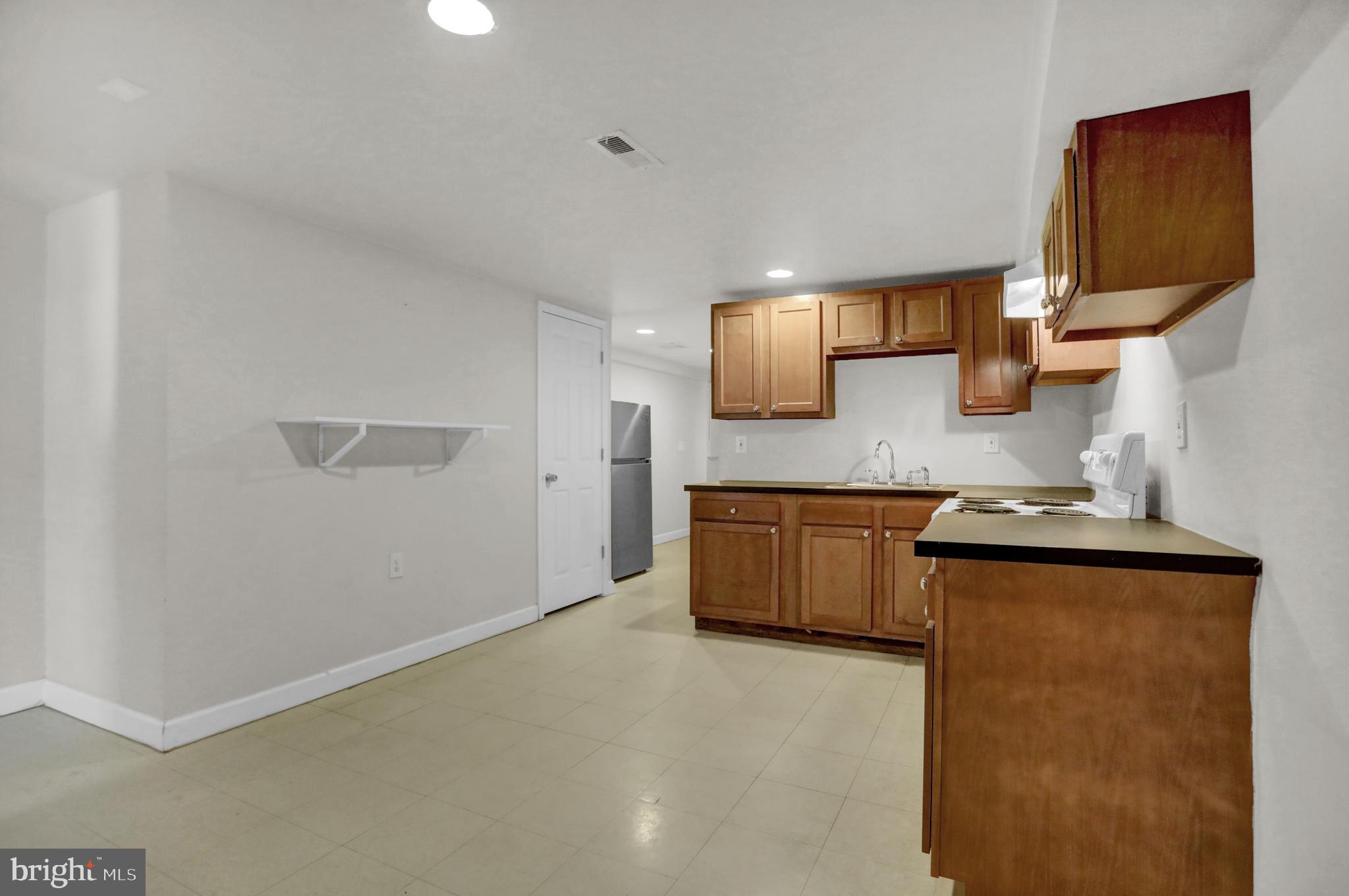 BAYVIEW - Residential Lease