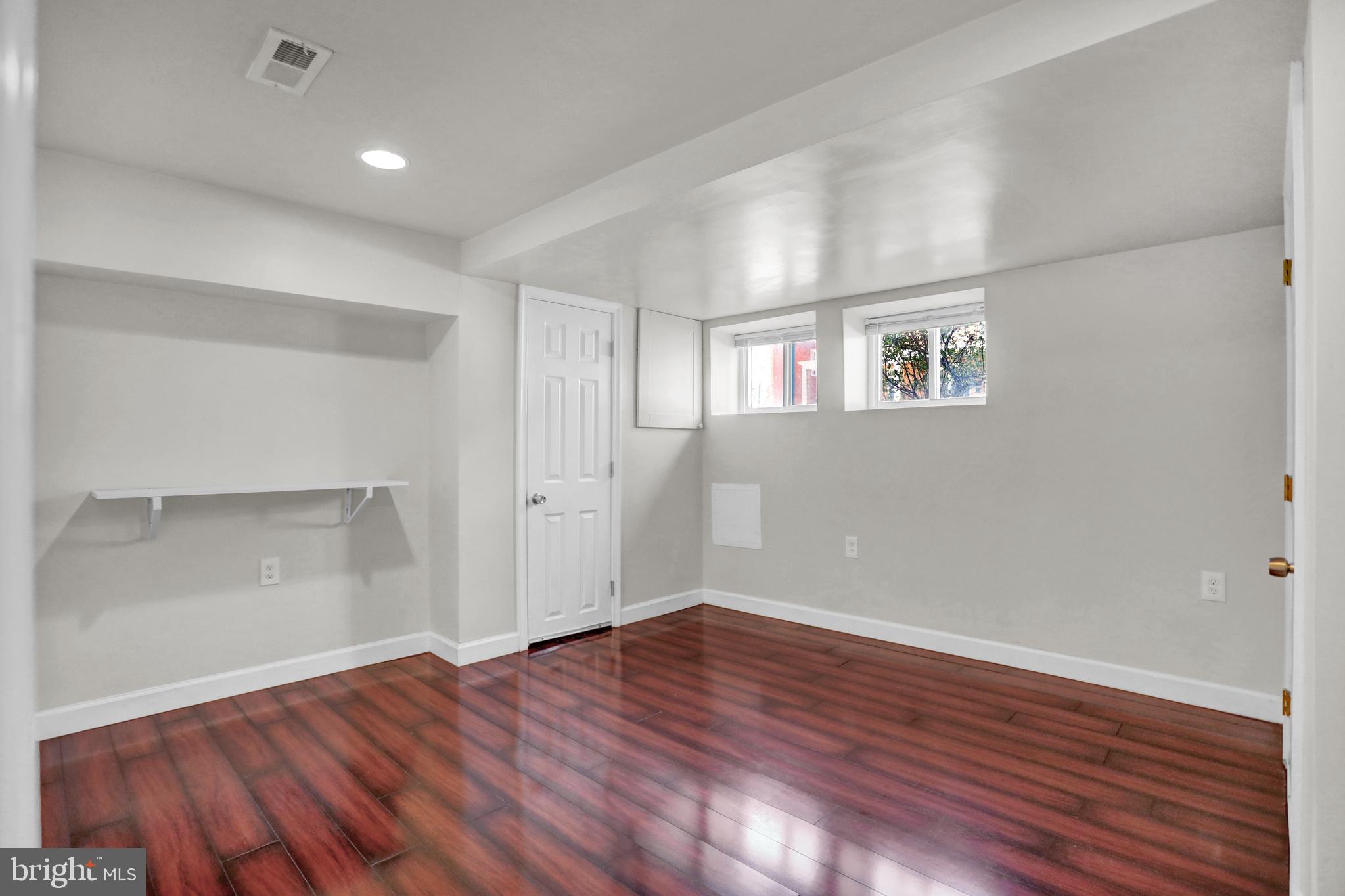 BAYVIEW - Residential Lease