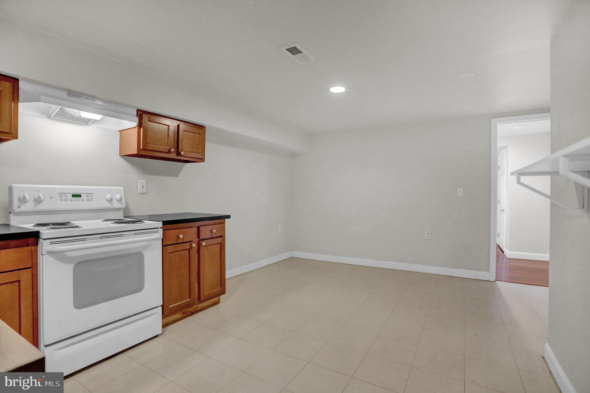 BAYVIEW - Residential Lease