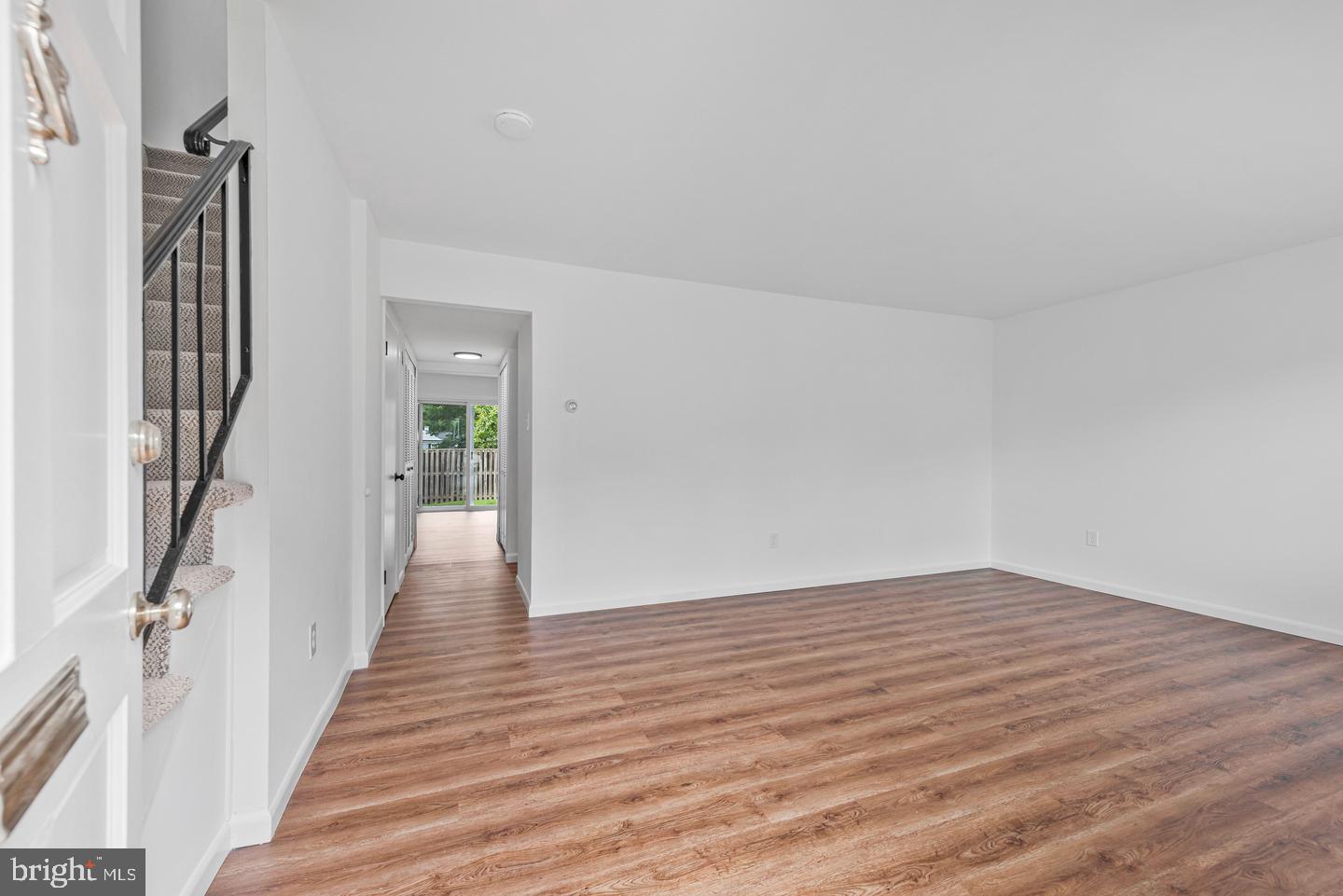 13004 MIDSUMMER LANE