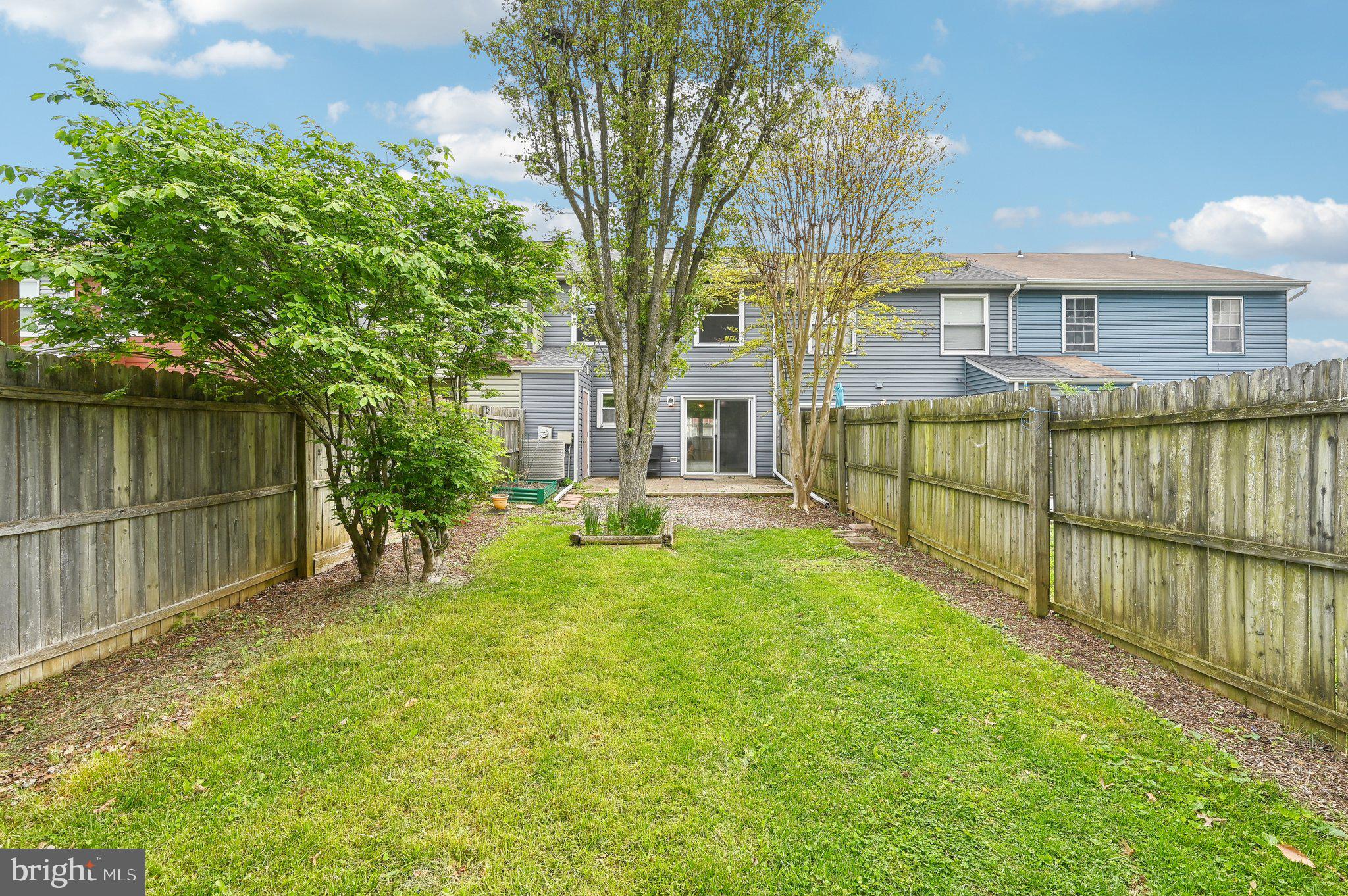 WHISPERING WOODS - Residential