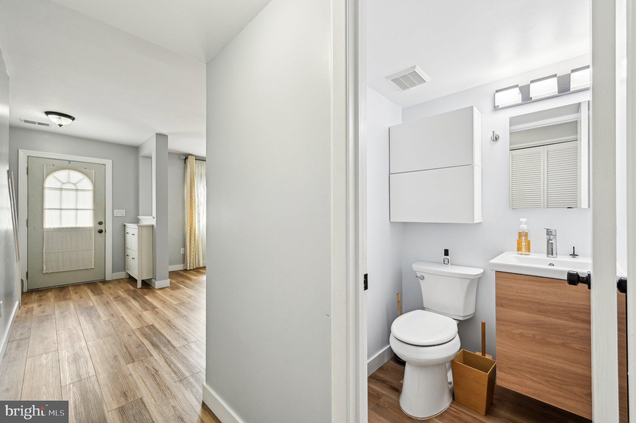 WHISPERING WOODS - Residential