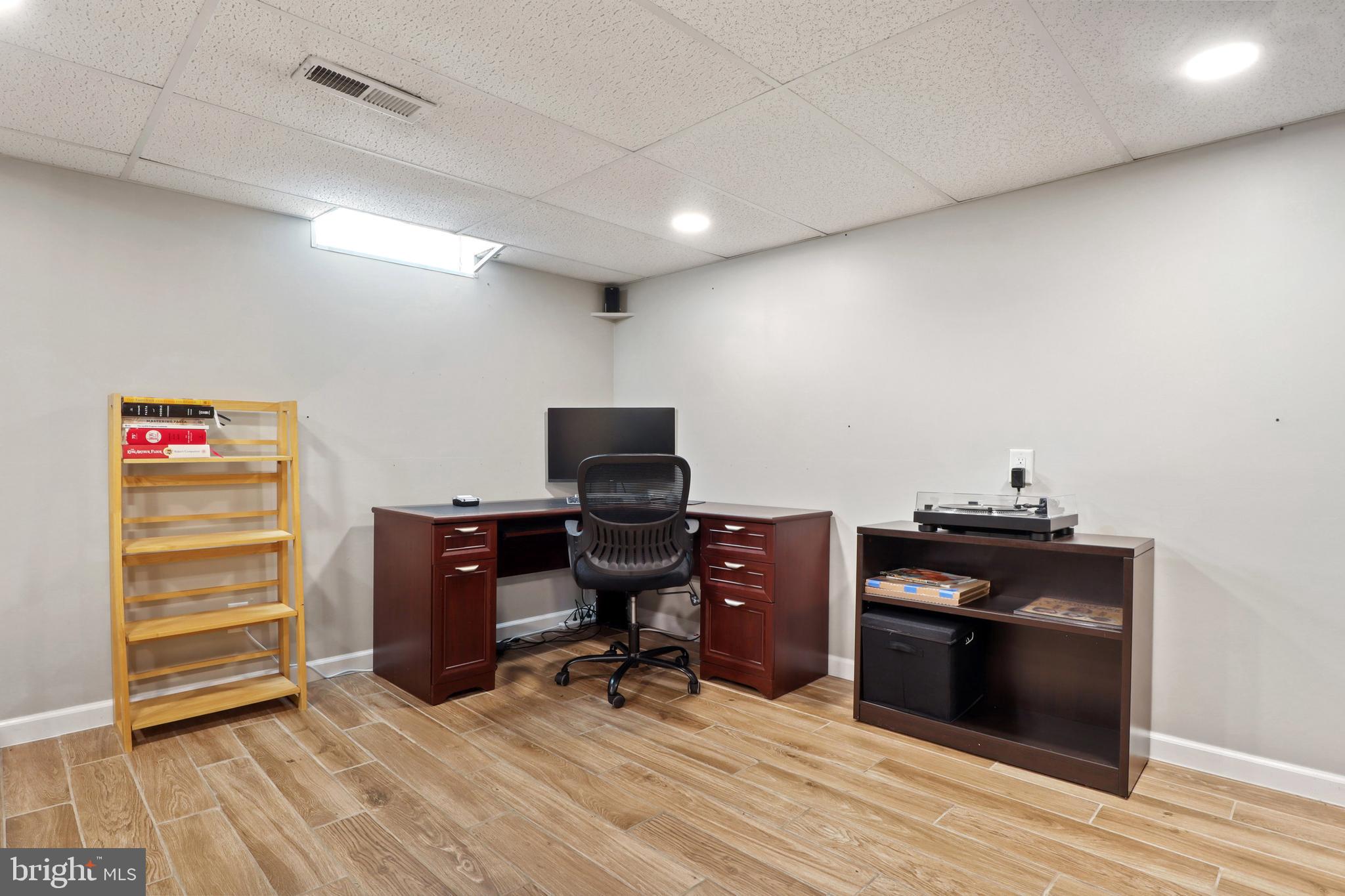 RIDGEVIEW - Residential