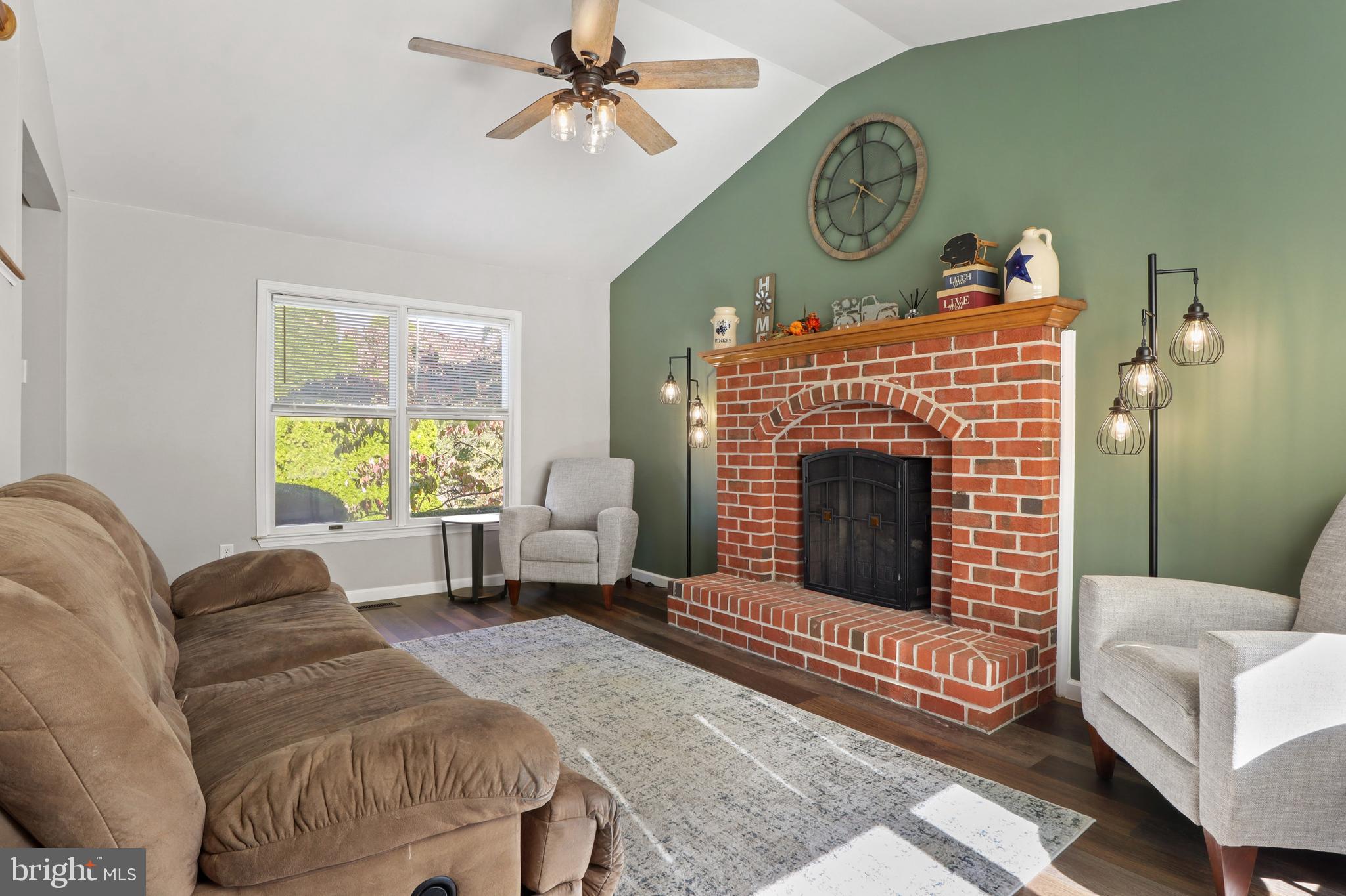 RIDGEVIEW - Residential